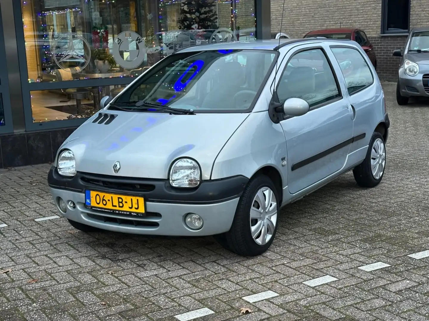 Renault Twingo 1.2-16V Privilege Quick 5 Automaat Airco Grau - 2