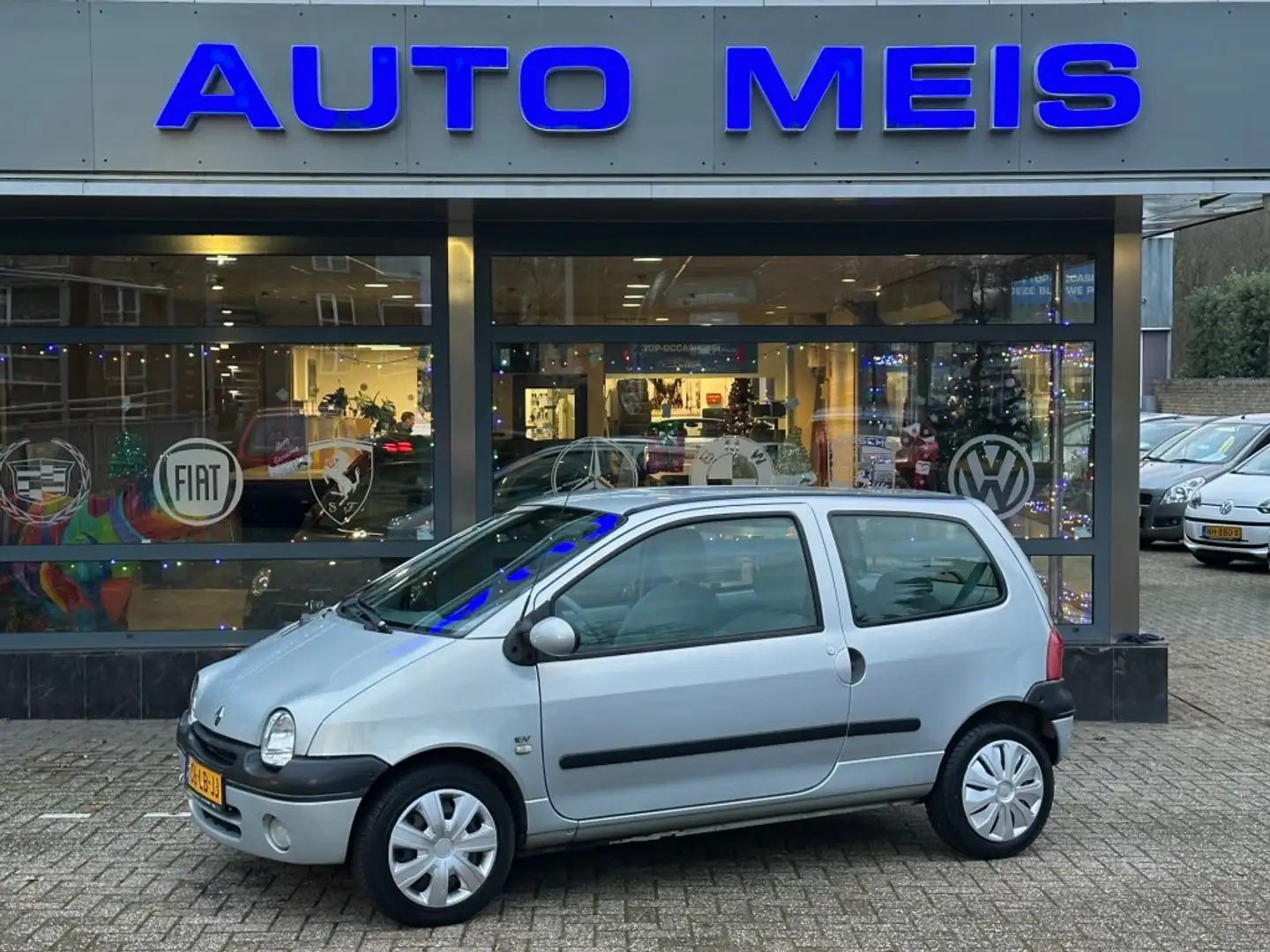 Renault Twingo 1.2-16V Privilege Quick 5 Automaat Airco Grau - 1
