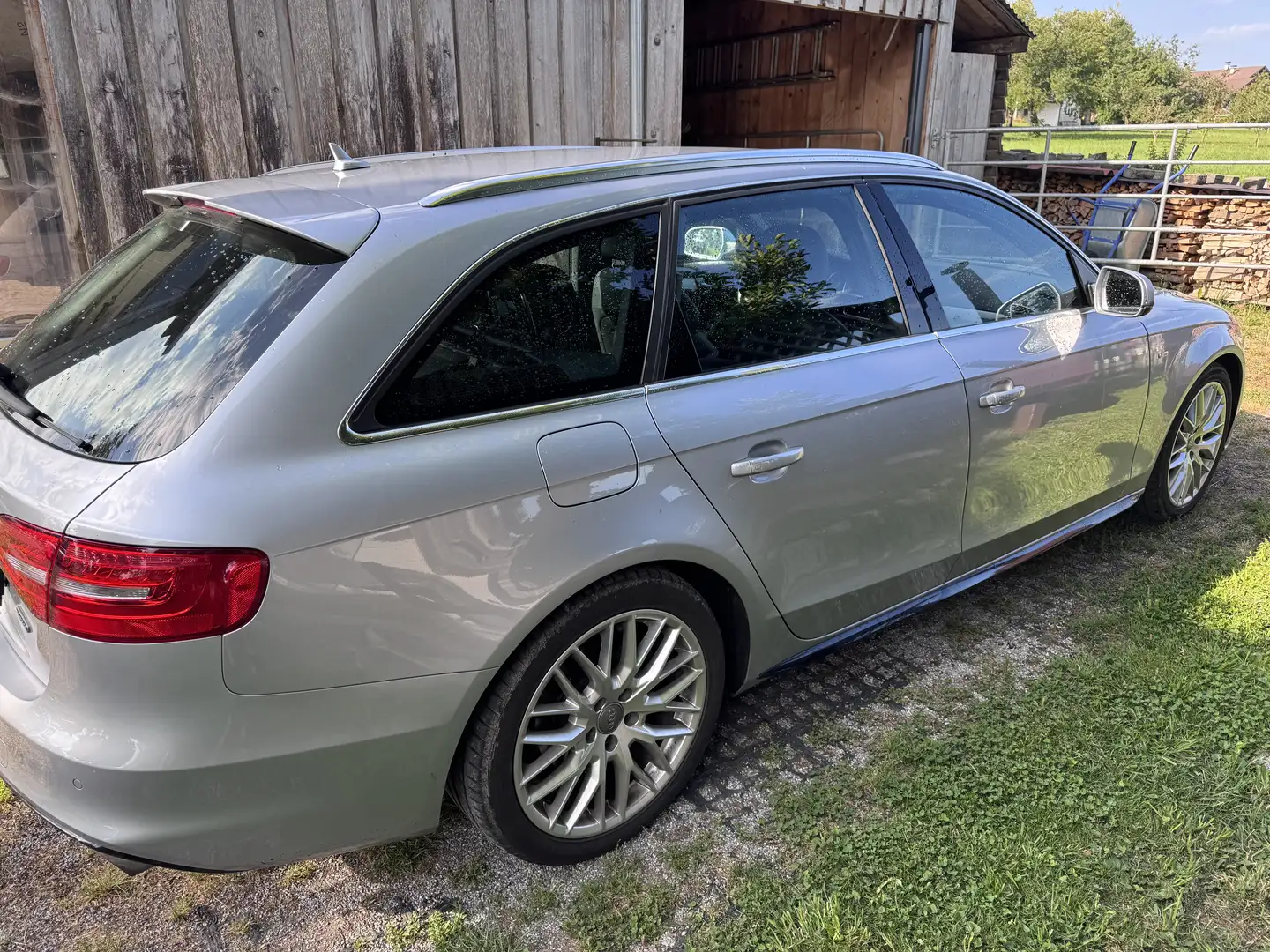 Audi A4 Avant 1,8 TFSI quattro Sport - 2
