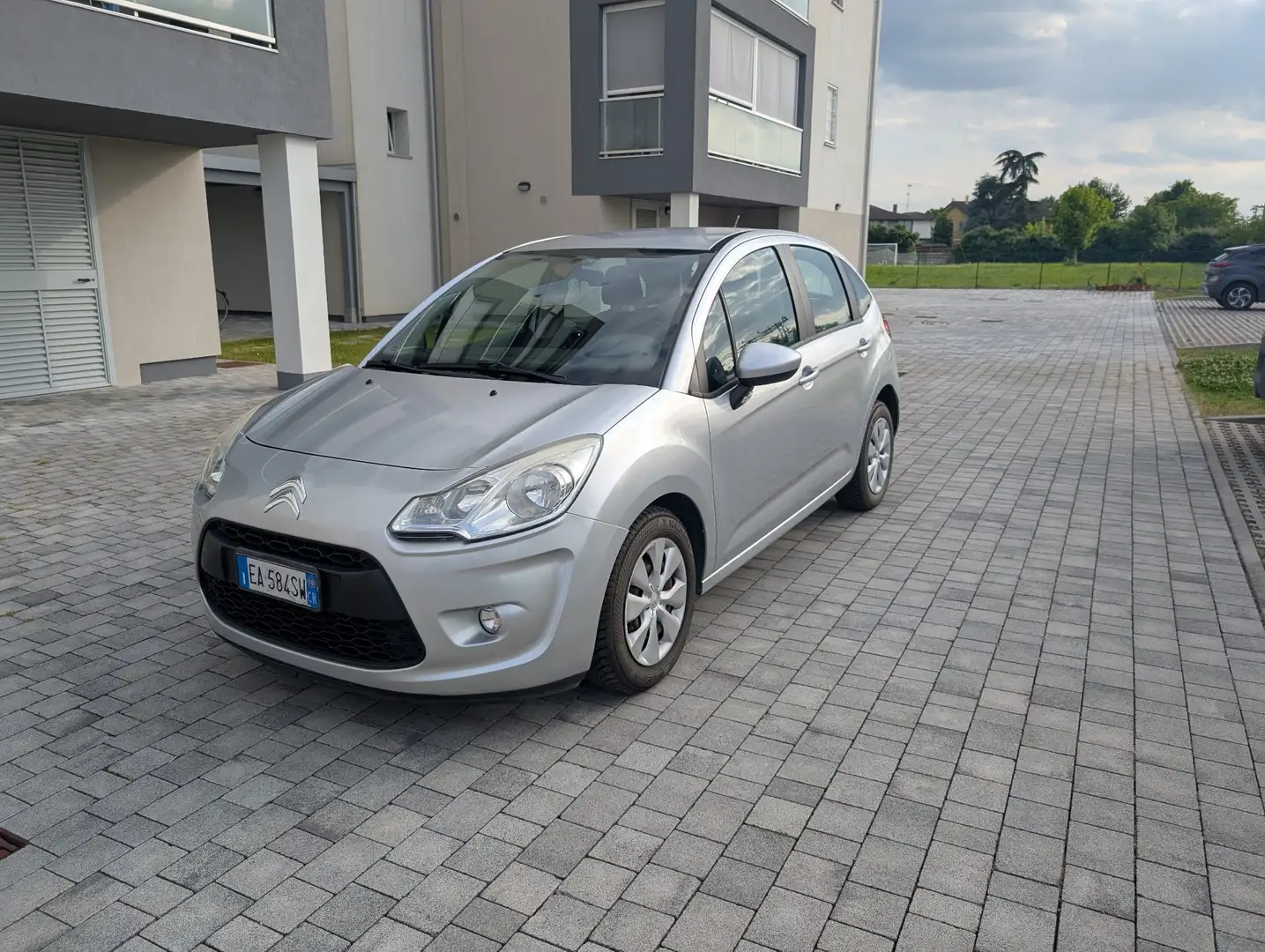 Citroen C3 VTi 95 Exclusive Grigio - 1