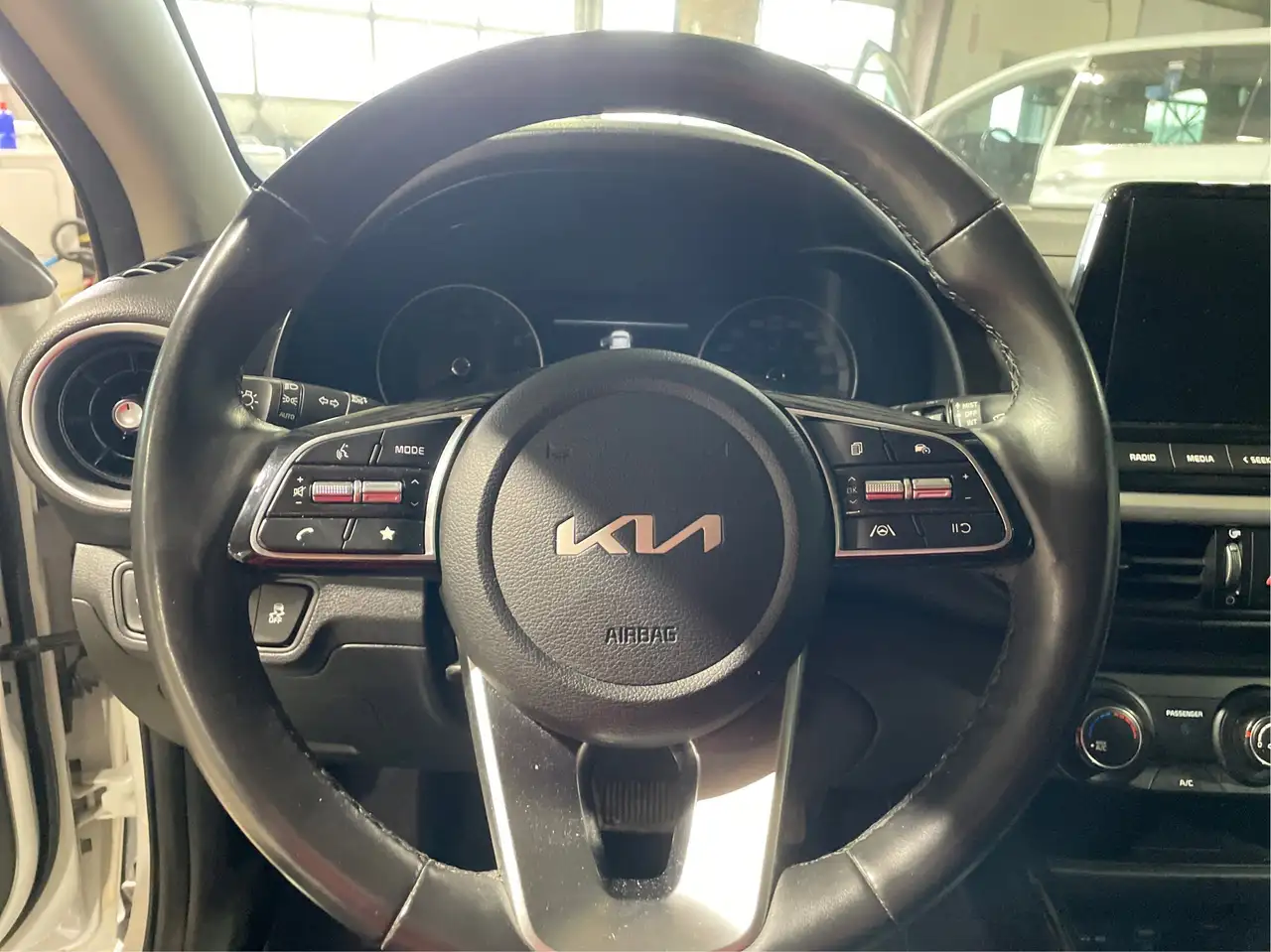 Kia Forte снимка Kia Forte