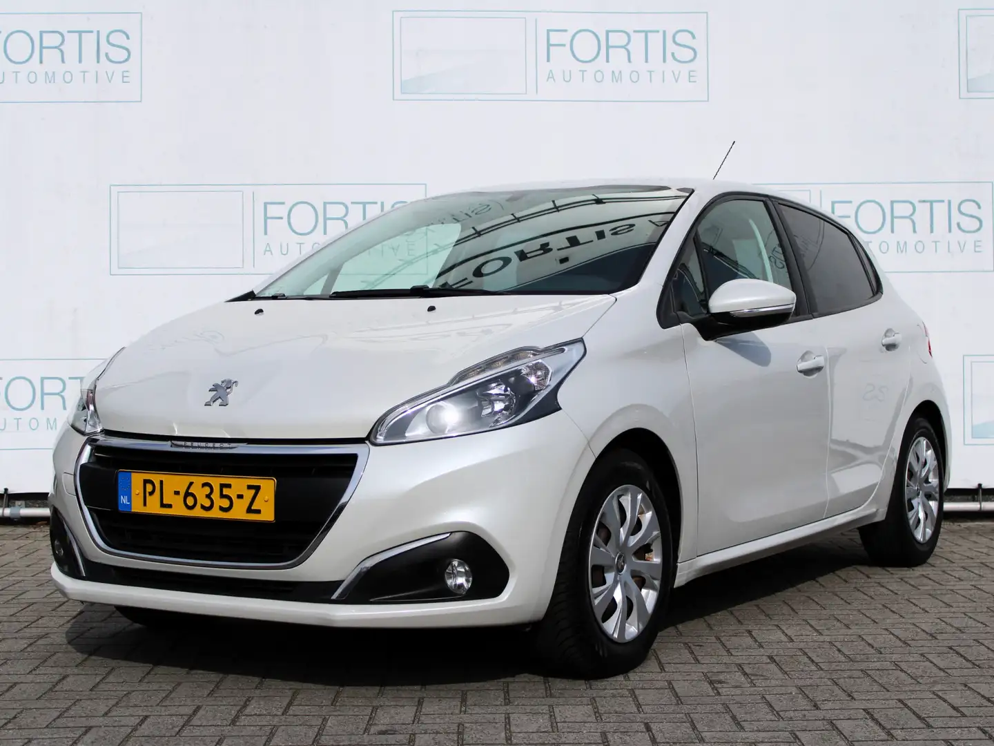 Peugeot 208 1.2 PureTech Blue Lion NL AUTO | CARPLAY | NAVI | Wit - 1
