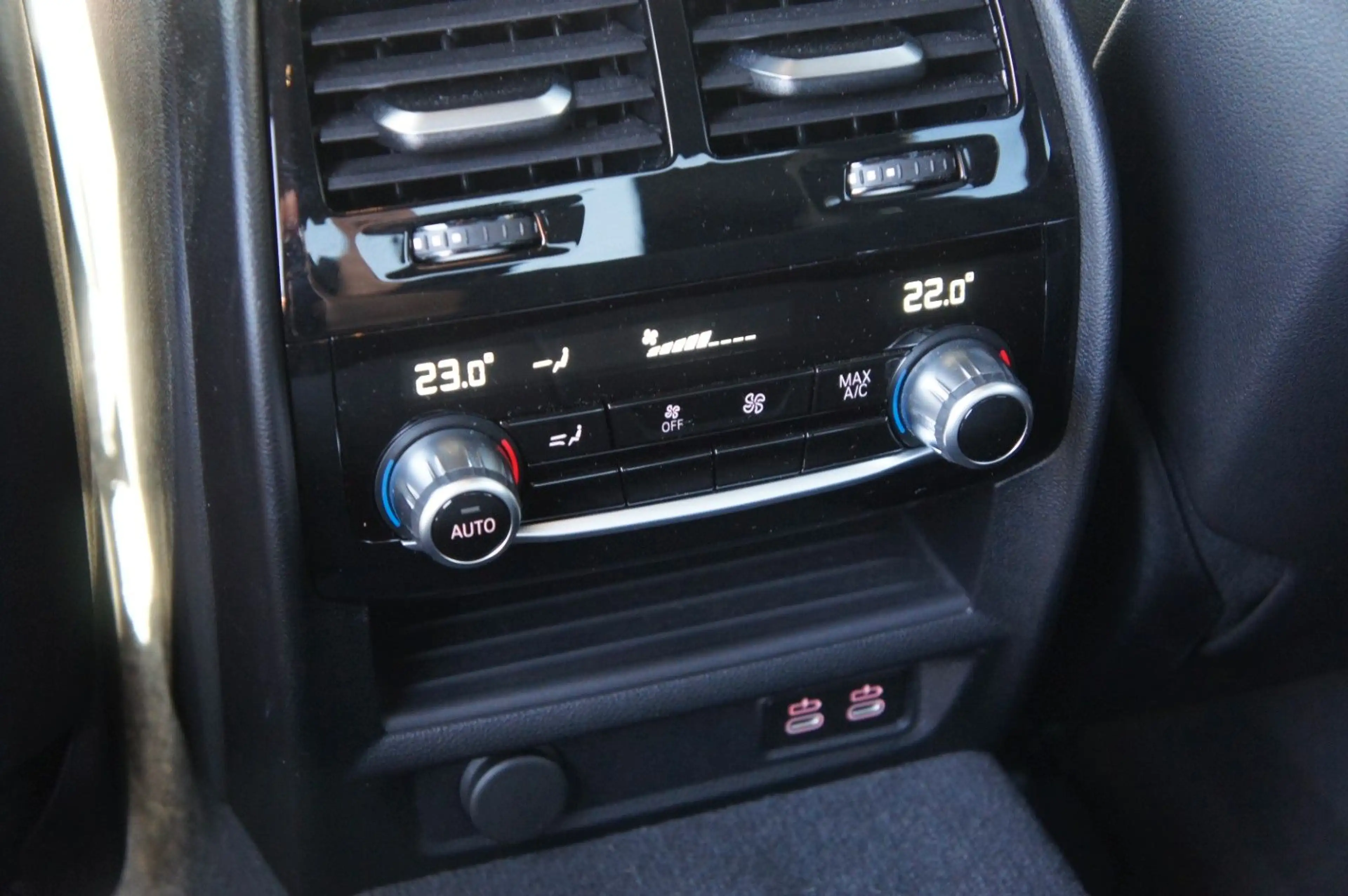 BMW 545 e Lim. xDrive M Sport *ACC*HUD*360°*MEMORY* — photo 14