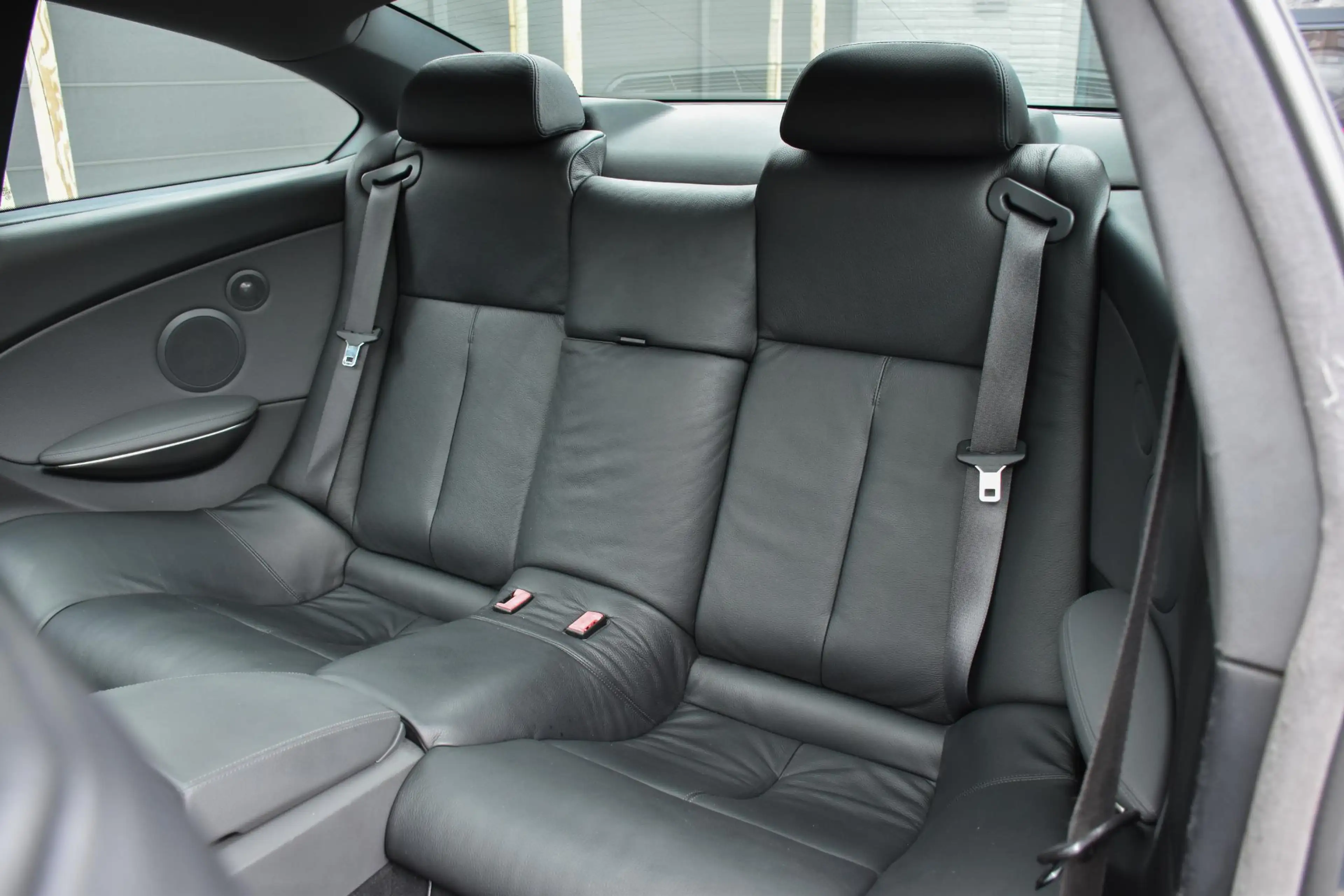 BMW 630 6-serie 630i S Youngtimer — photo 14