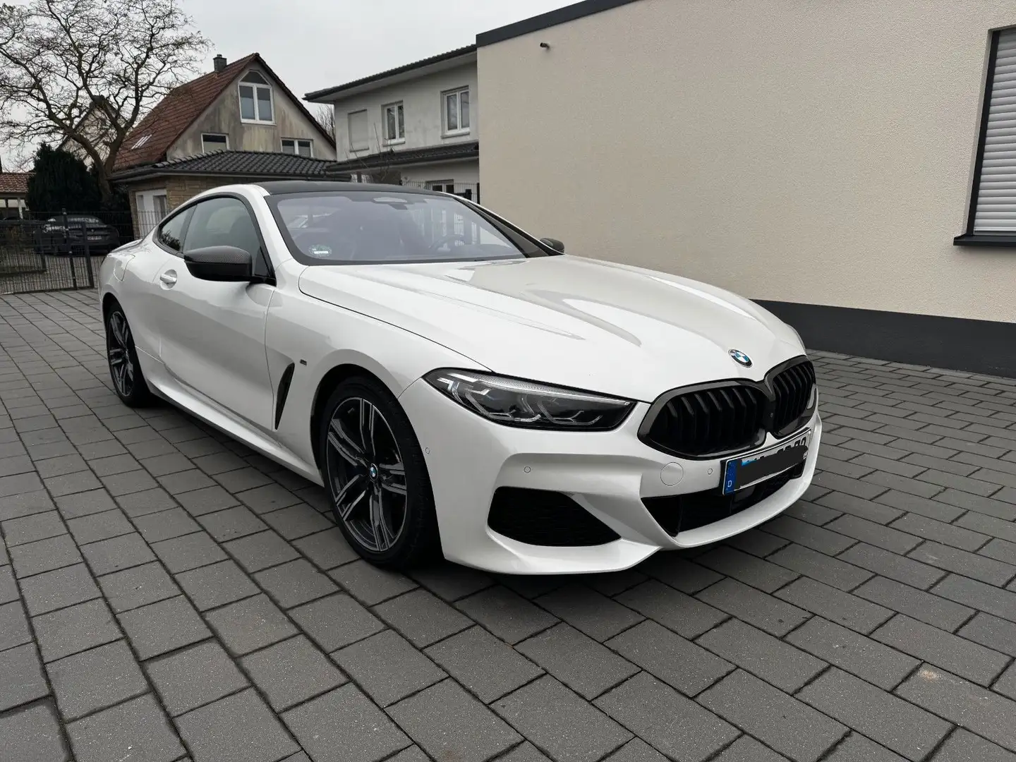 BMW 840 8 Coupe xDrive M Sport Laser HUD Leder Cam Weiß - 1