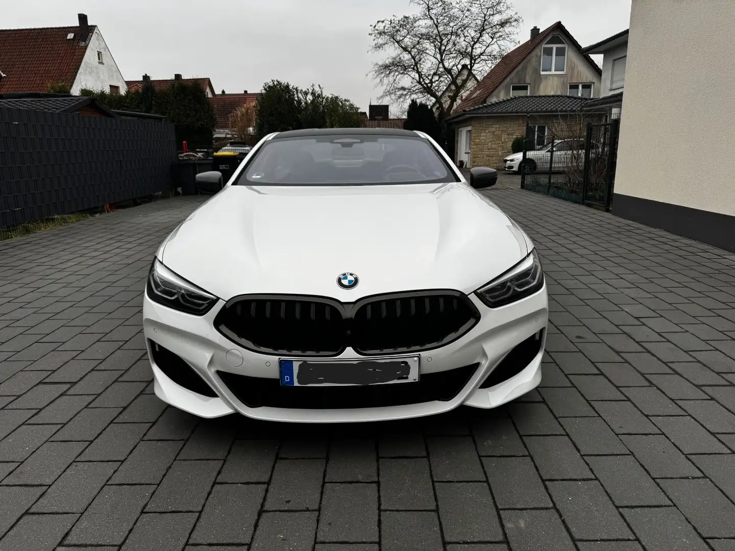 BMW 840 8 Coupe xDrive M Sport Laser HUD Leder Cam Weiß - 2