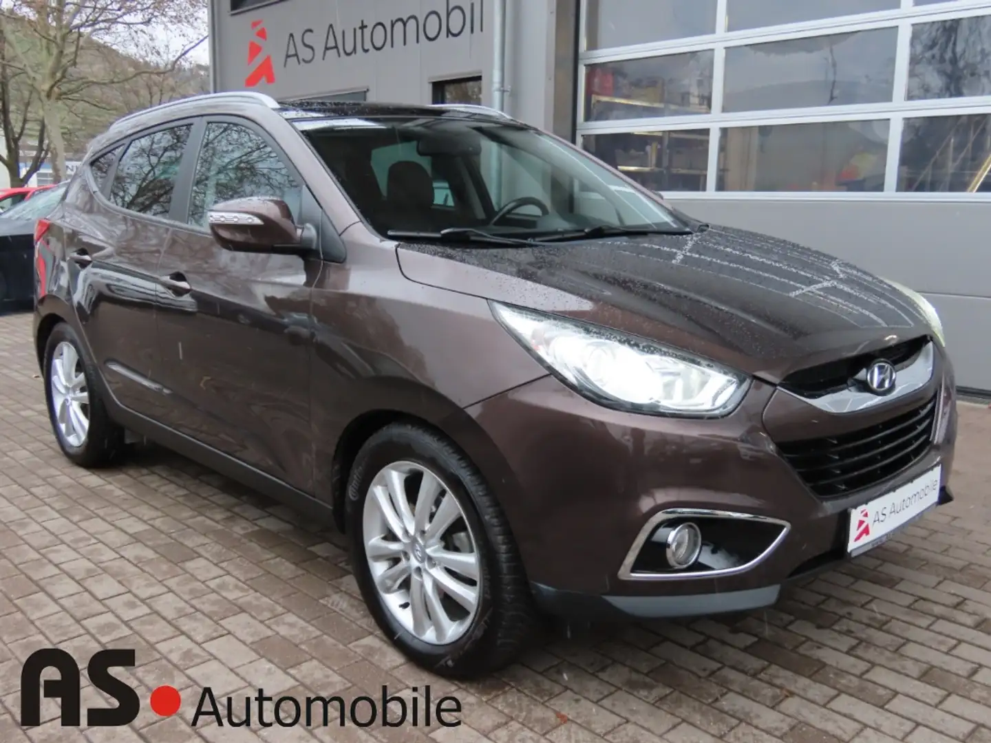 Hyundai iX35 AWD Premium 2.Hd*Navi*Pano*Kamera*SHZ*AHK Brun - 1