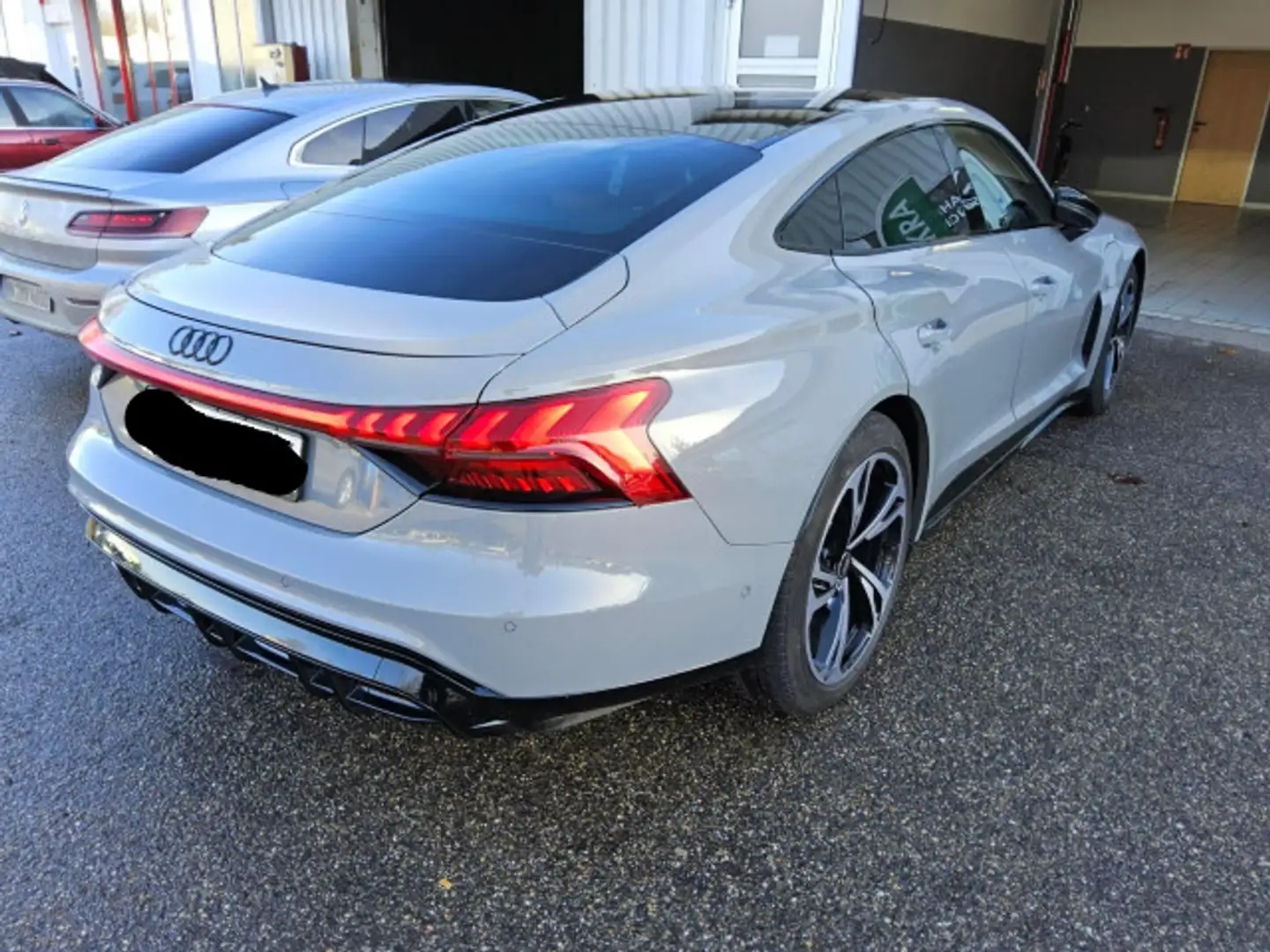 Audi e-tron GT Matrix 360° B&O PANO HUD LEDER Grau - 2