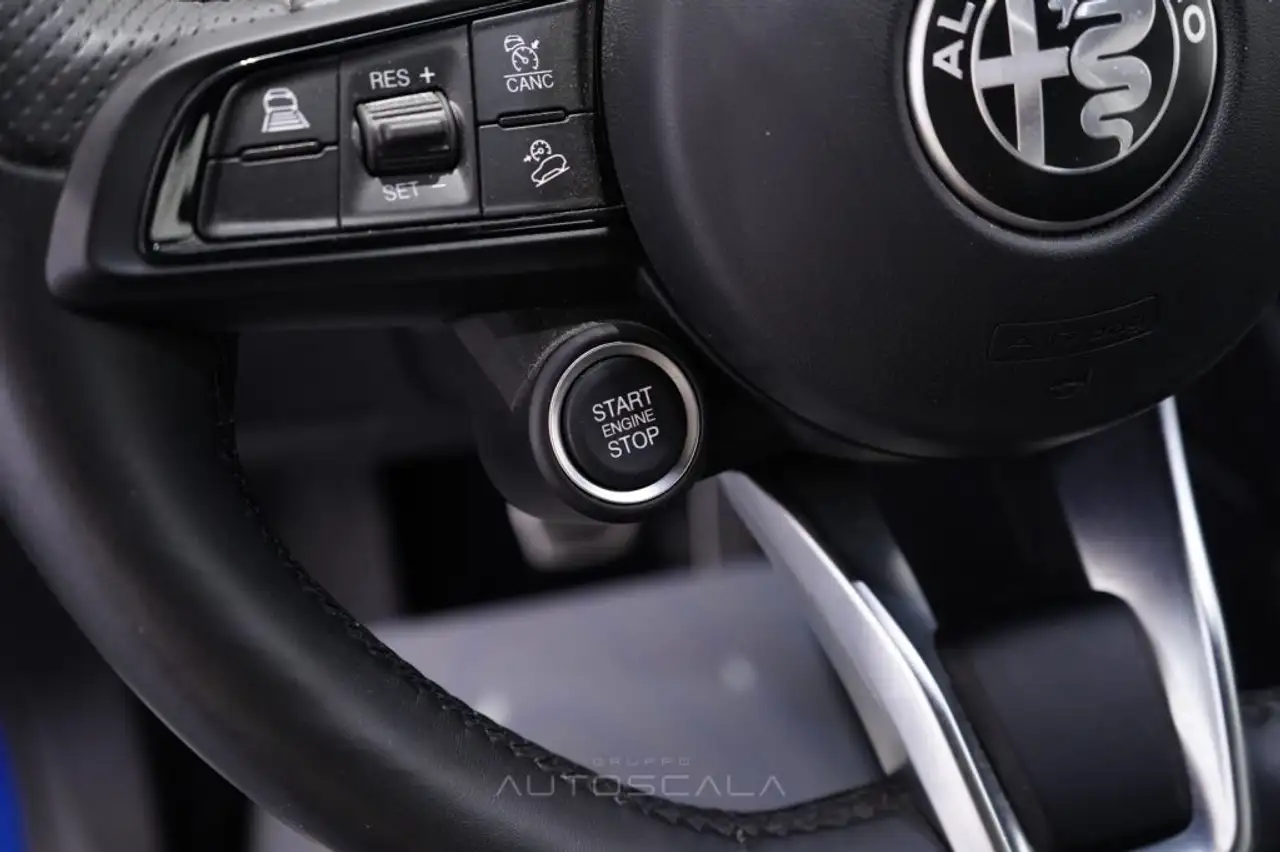 Alfa Romeo Stelvio 2024 — фото 15