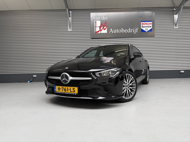 Mercedes-Benz CLA 180 Shooting Brake Business Solution Luxury/carplay/en