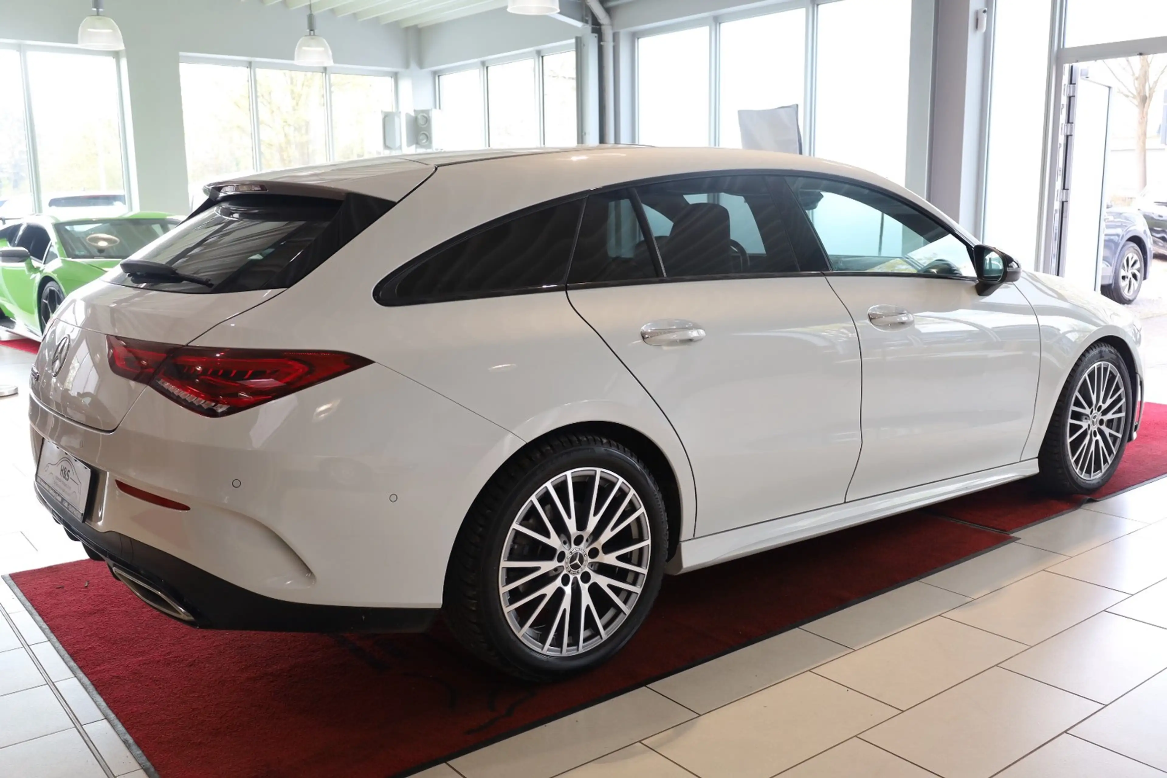 Mercedes-Benz CLA 220 d Shooting Brake AMG Line PANO/HUD