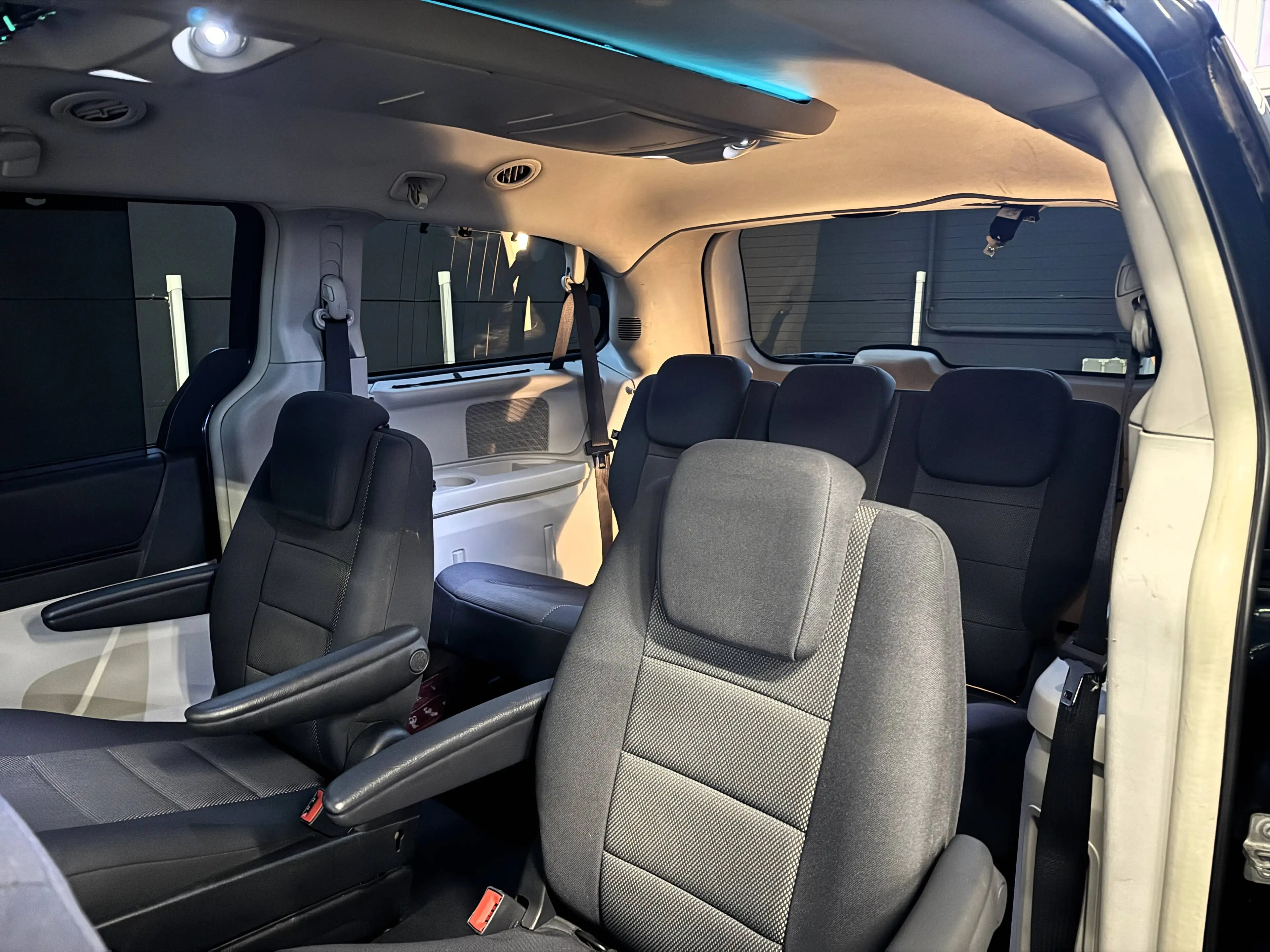 Chrysler Grand Voyager Touring 2,8 CRD Aut. 7-Sitzer/Erstbesitz/Elektr. Schiebetüren/Kamera/Navi — photo 15