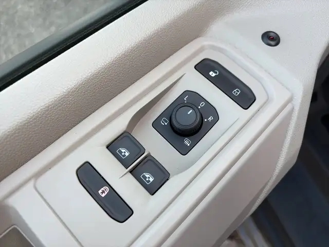 Volkswagen T7 Multivan VW T7 Multivan Business TDI Ansicht 20