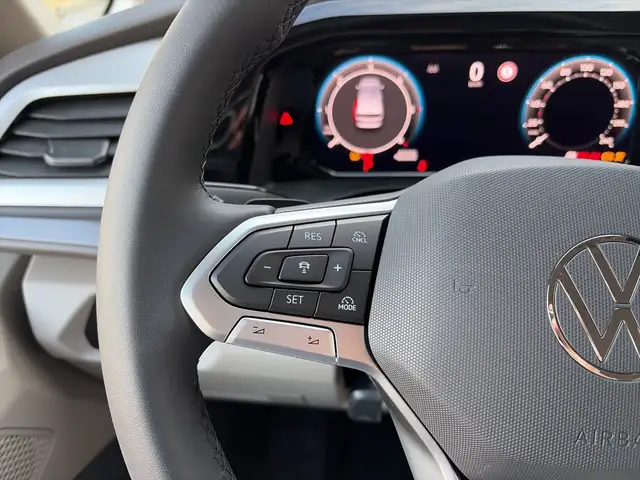 Volkswagen T7 Multivan VW T7 Multivan Business TDI Ansicht 23