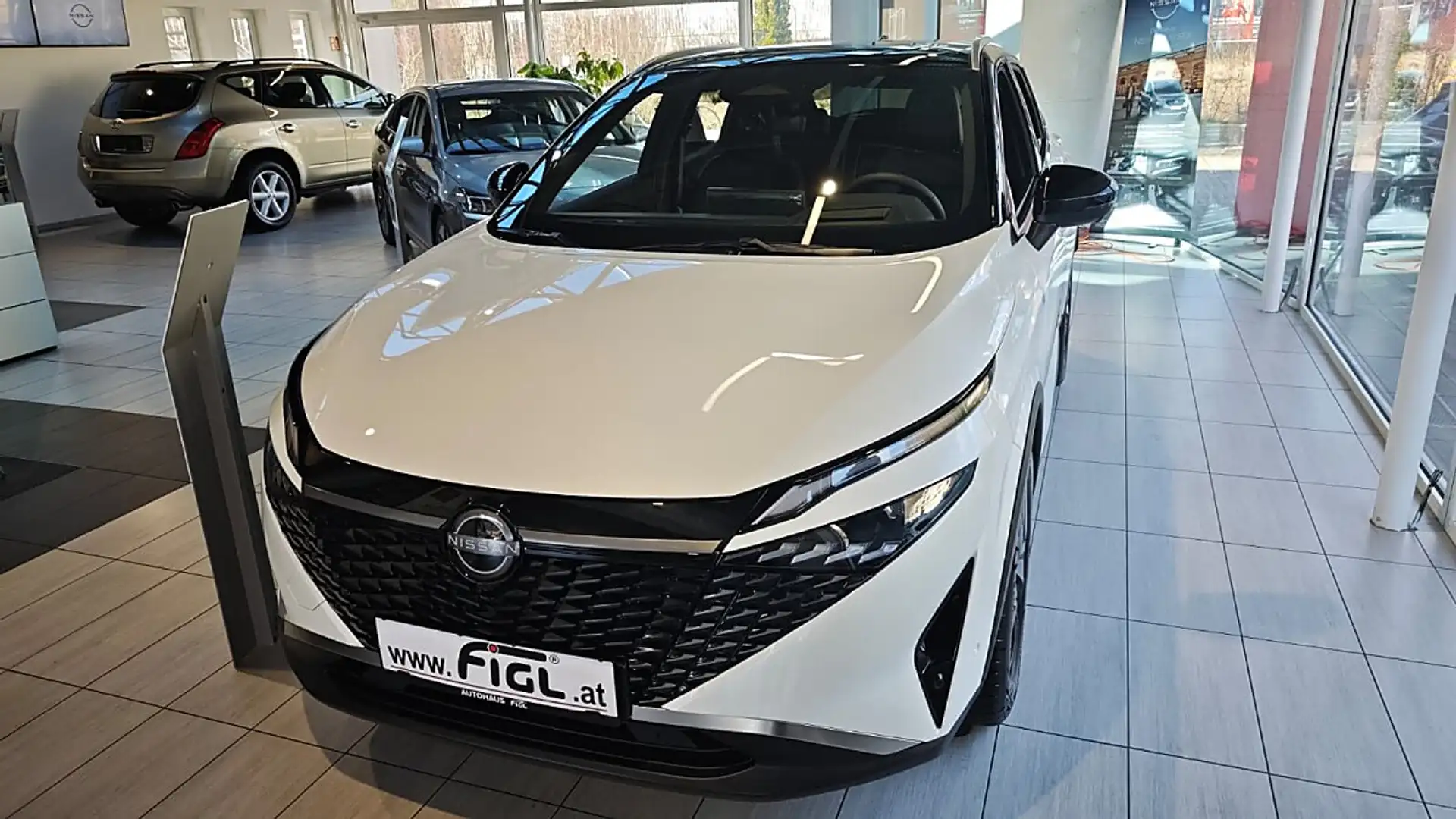 Nissan Qashqai 1,5T e-Power Tekna Weiß - 1