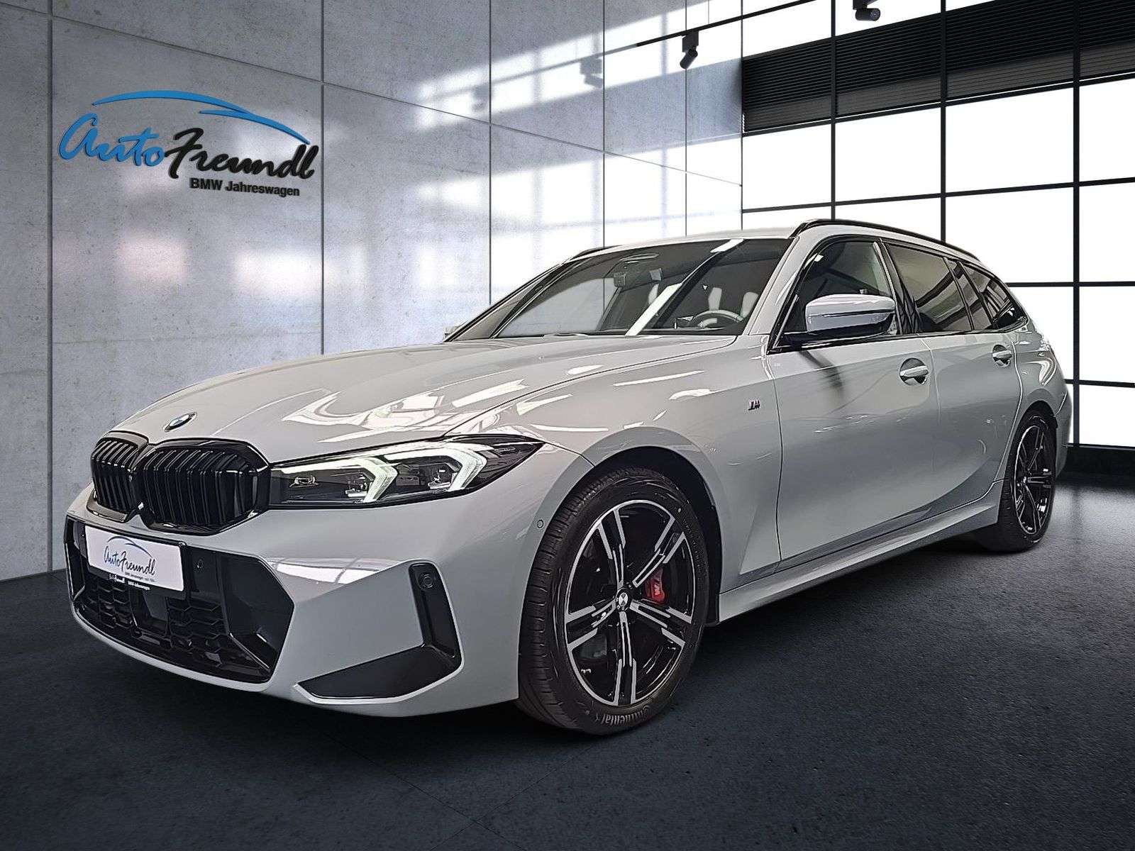 BMW 320