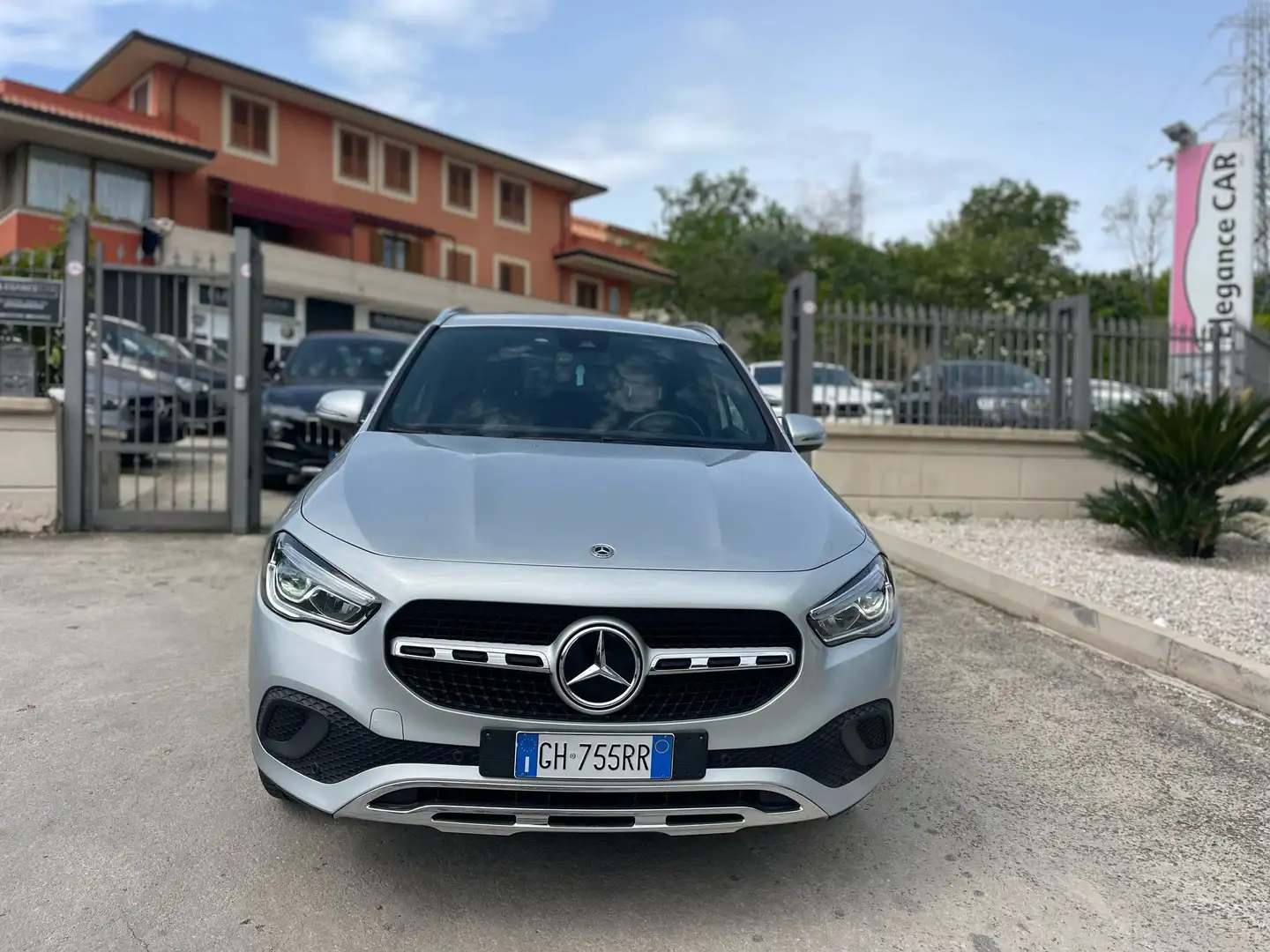 Mercedes-Benz GLA 200 200d Sport Plus luci interne 4Matic Argent - 2