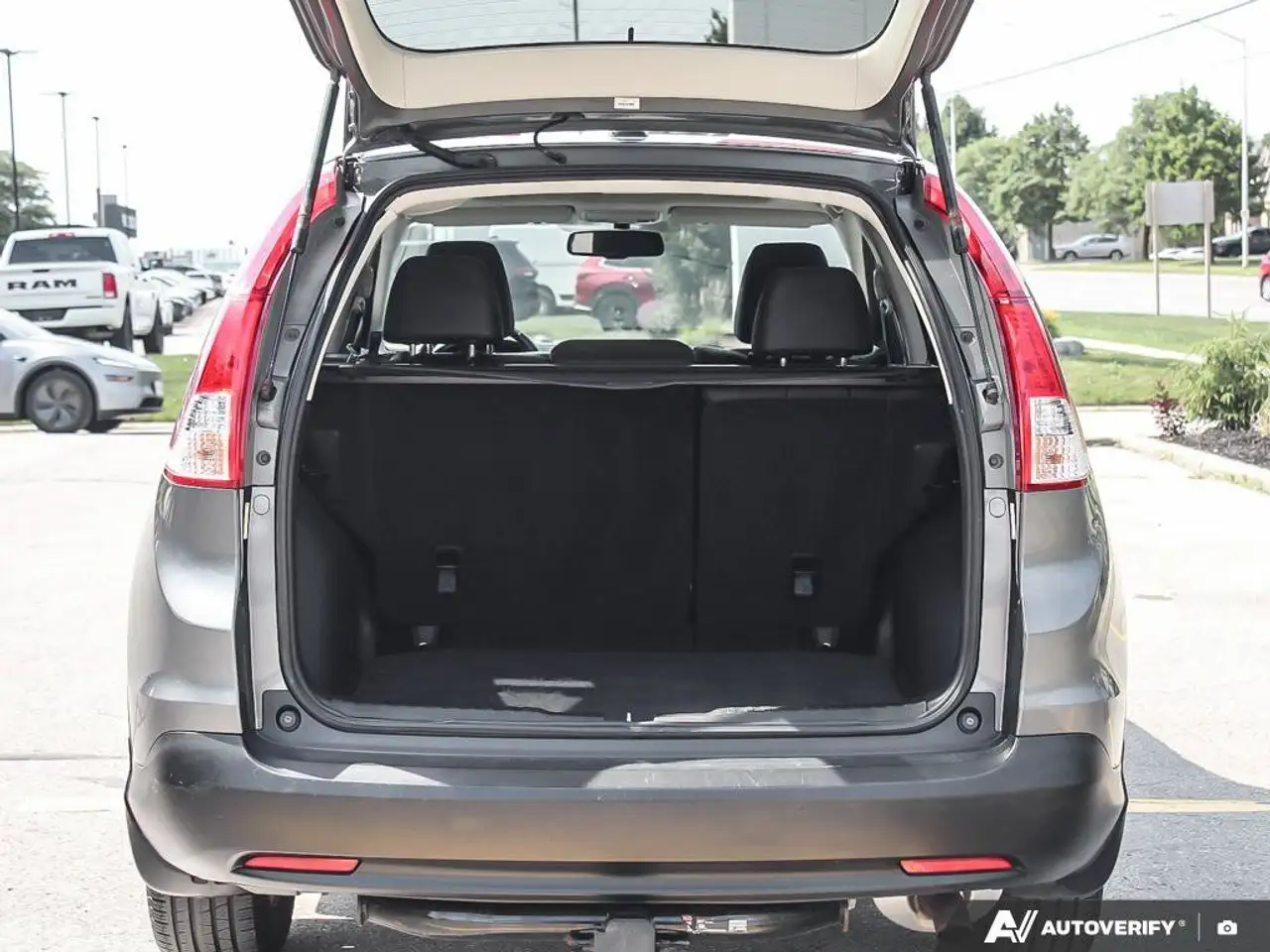 Honda CR-V photo Honda CR-V