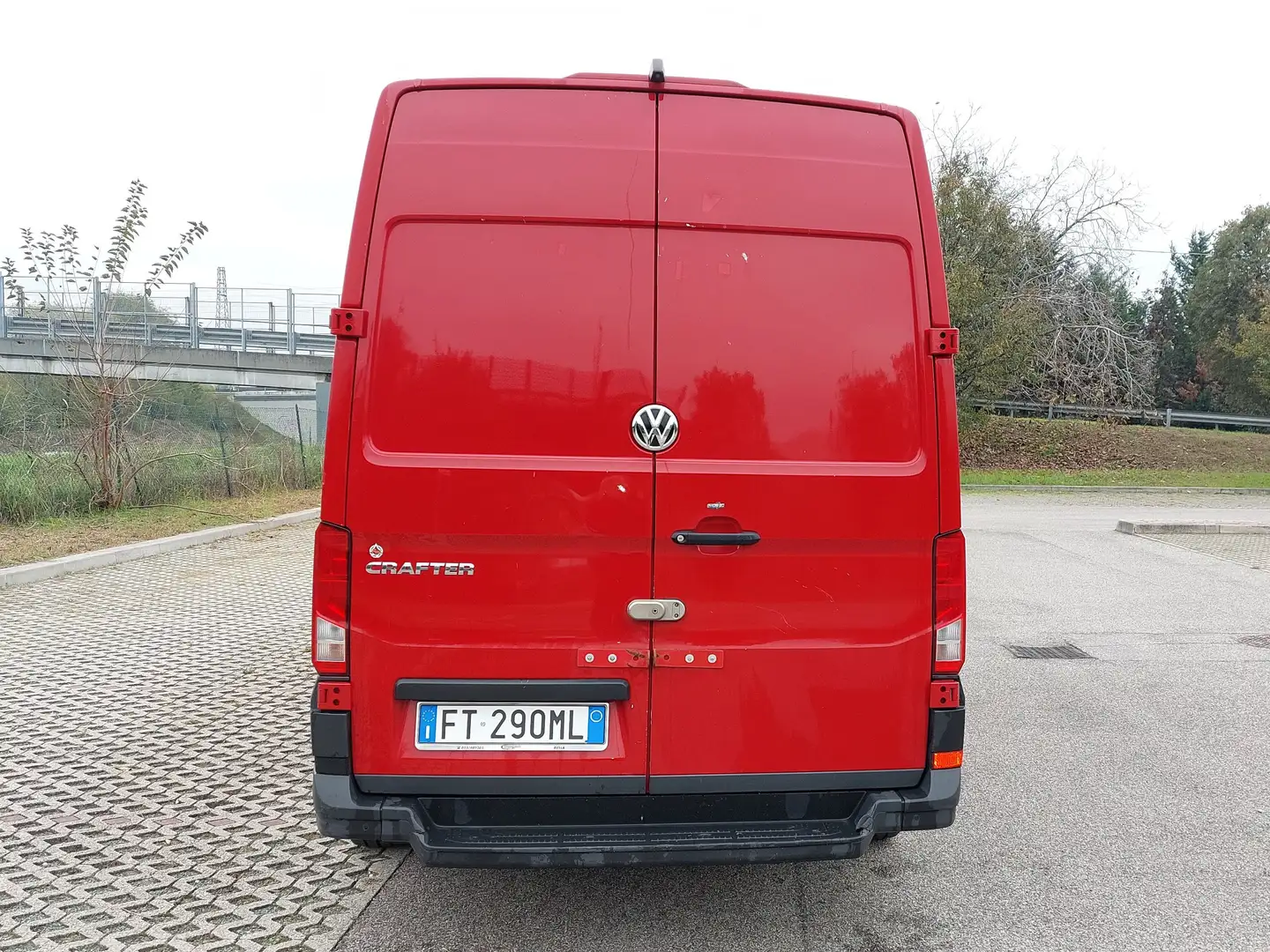 Volkswagen CRAFTER 4P / FURG 35 L4H3 2.0 BITDI 130KW BUSINESS Rosso - 2