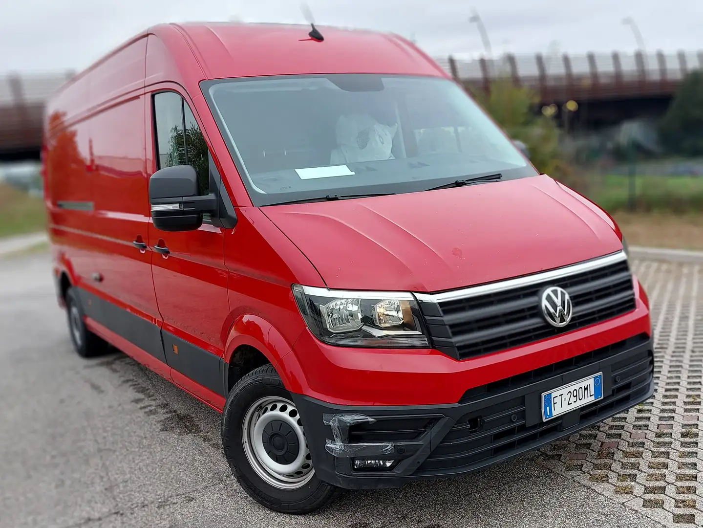 Volkswagen CRAFTER 4P / FURG 35 L4H3 2.0 BITDI 130KW BUSINESS Rosso - 1