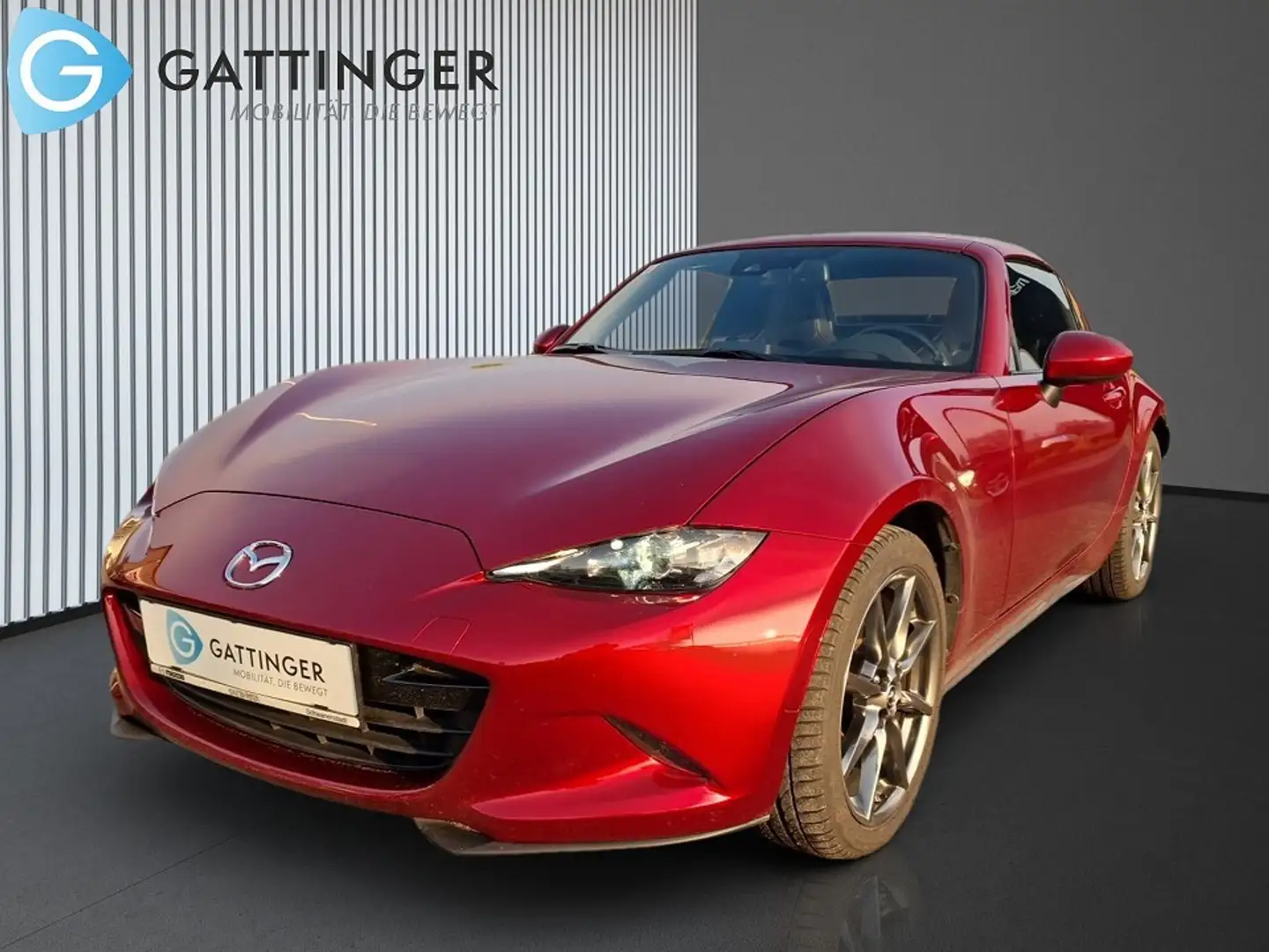 Mazda MX-5 RF G184 Revolution Top Rouge - 1