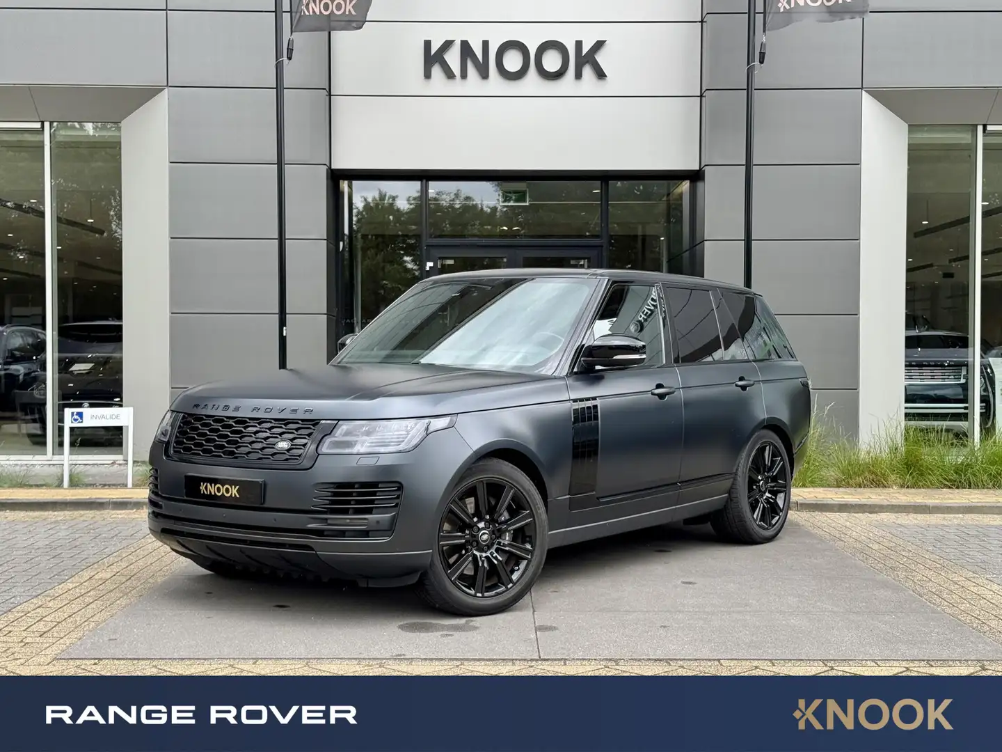 Land Rover Range Rover P400e Autobiography | SVO | Zwart - 1