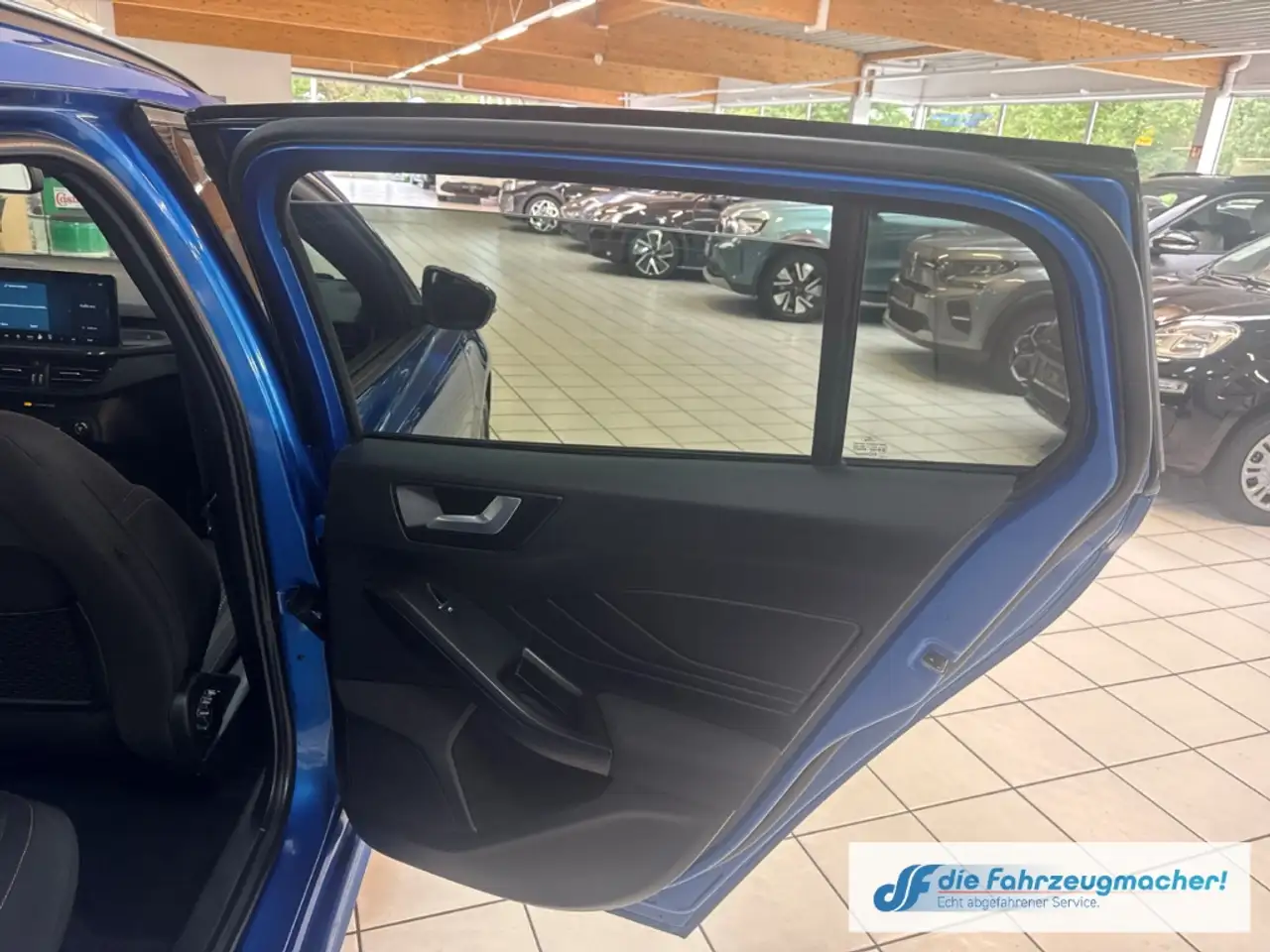 Ford Focus Turnier ST-Line Navi LED ACC Apple CarPlay Android, миниатюра 14
