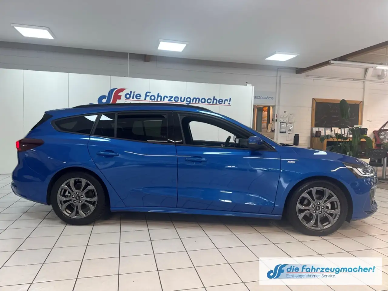 Ford Focus Turnier ST-Line Navi LED ACC Apple CarPlay Android, миниатюра 6