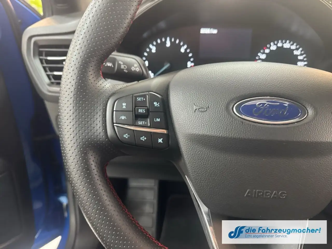 Ford Focus Turnier ST-Line Navi LED ACC Apple CarPlay Android, миниатюра 26
