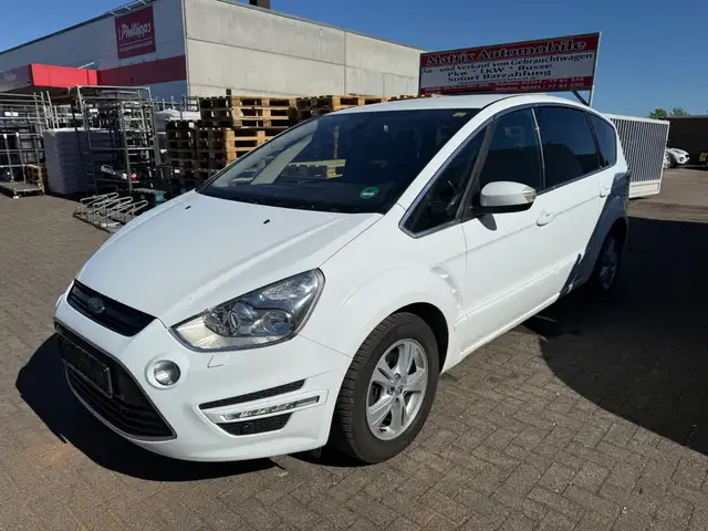 Ford S-Max S-MAX Titanium,Navi,Kamera Ezro5