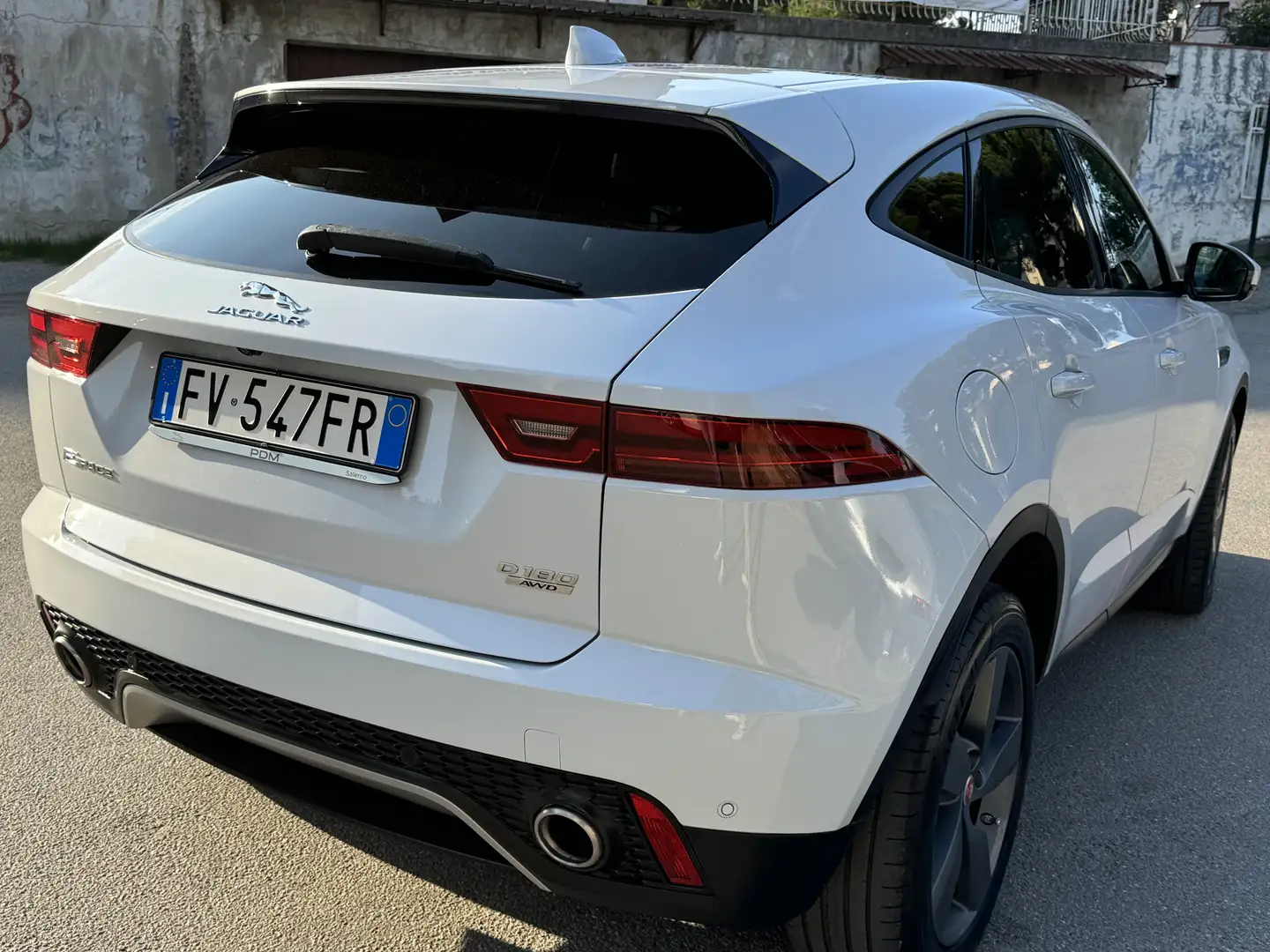 Jaguar E-Pace 2.0d i4 R-Dynamic awd 180cv auto my19 - 1