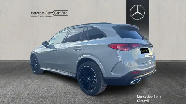 Mercedes-Benz GLC view 4