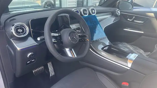 Mercedes-Benz GLC view 6