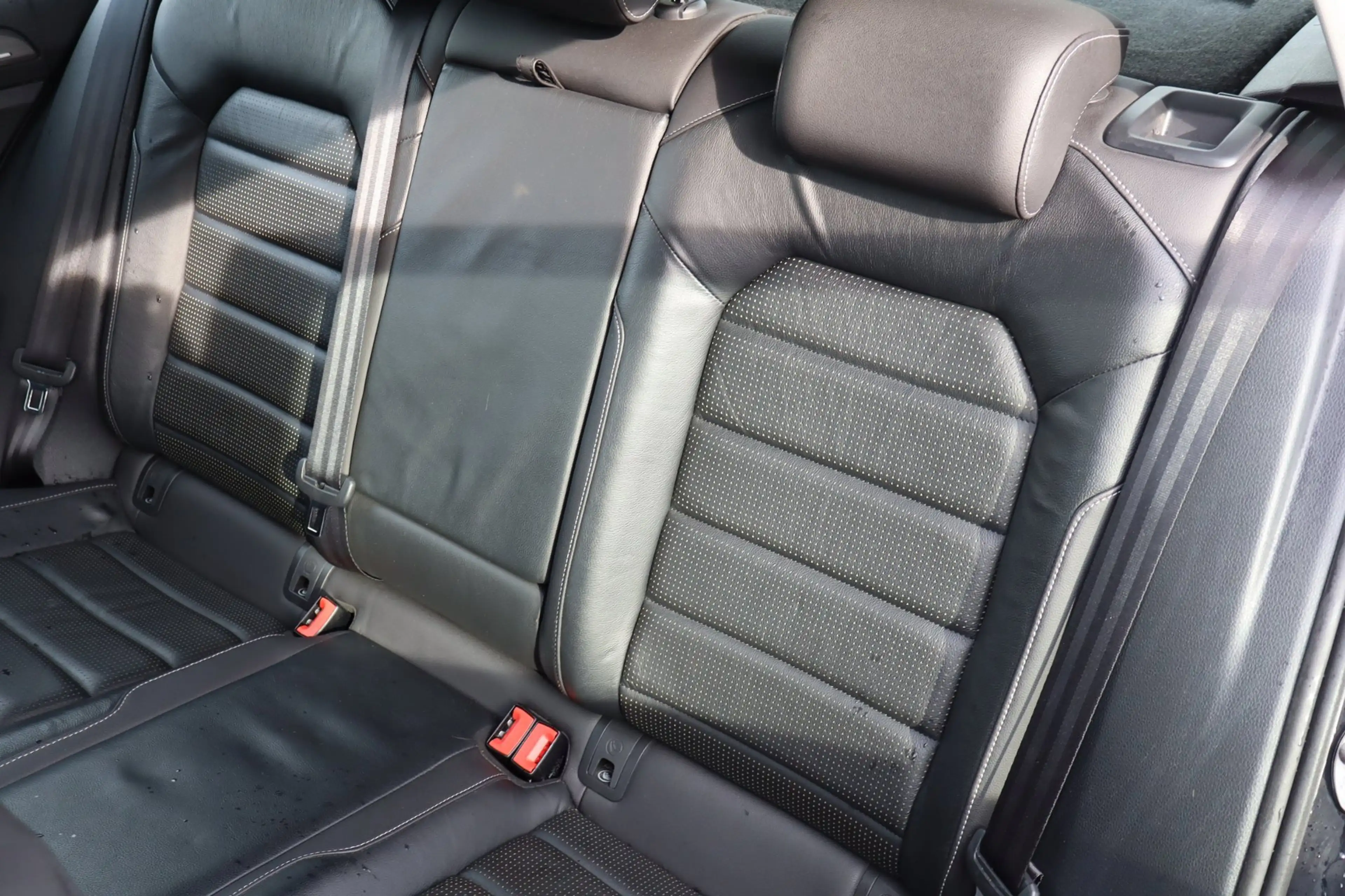 Volkswagen e-Golf E-Golf — photo 15