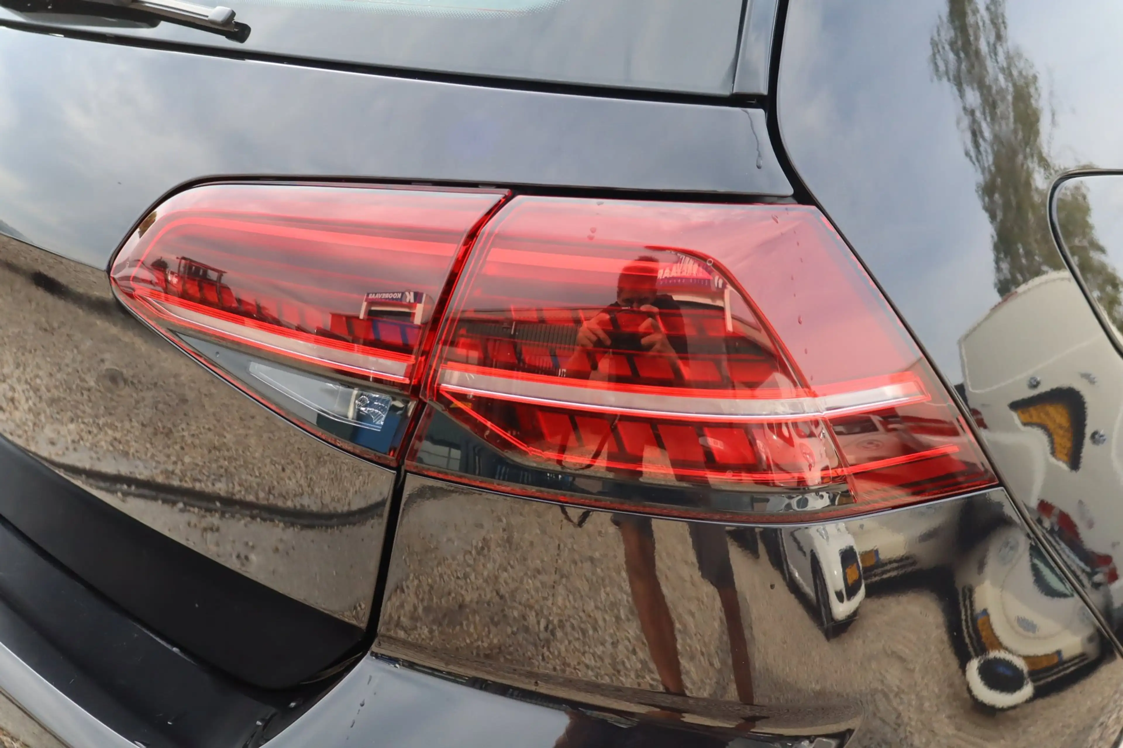 Volkswagen e-Golf E-Golf — photo 11