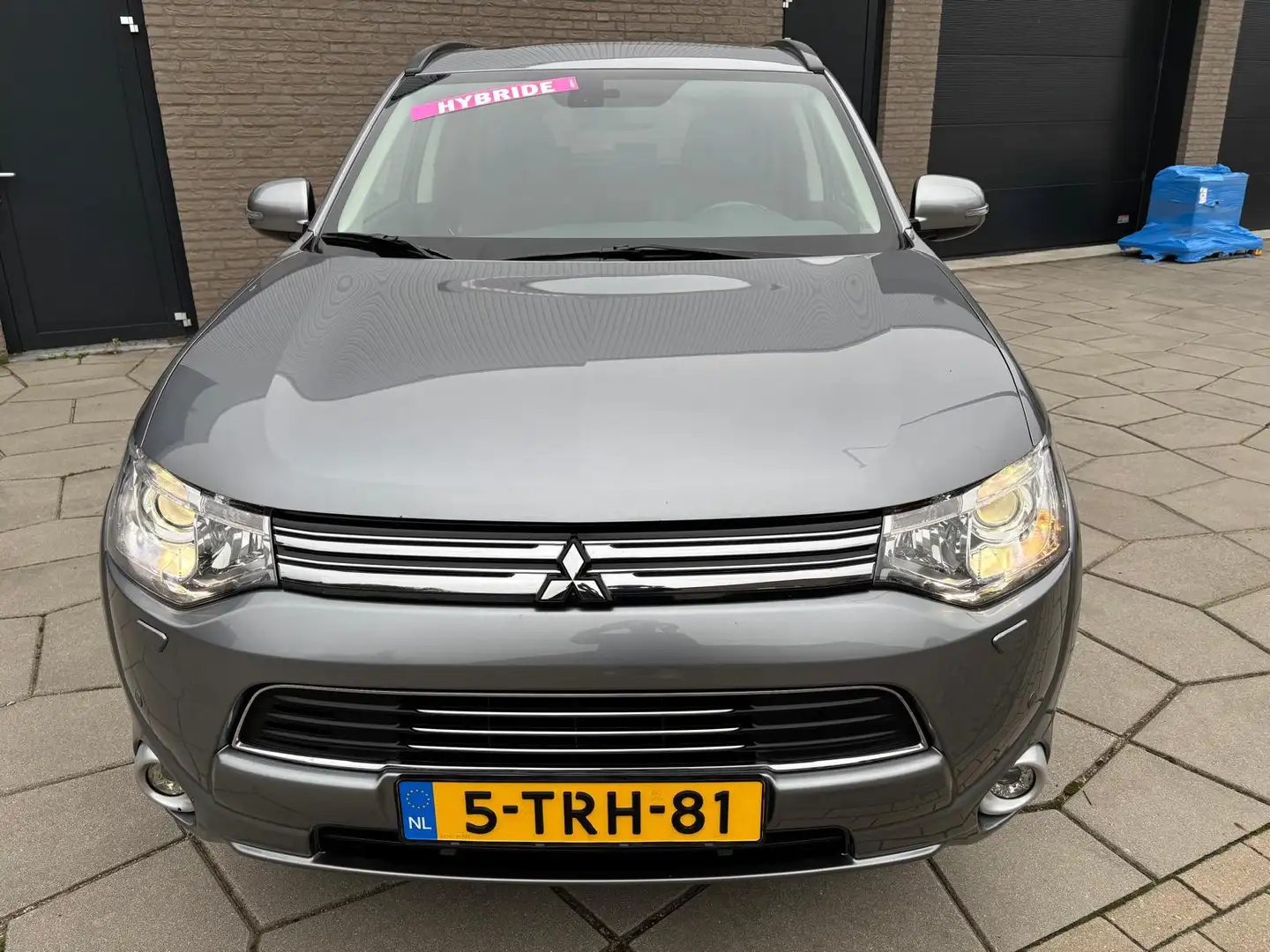 Mitsubishi Outlander 2.0 PHEV Instyle+| stekkerhybride met trekhaak , A Gris - 2