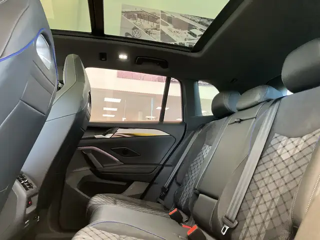 Volkswagen Tiguan Sport TDI DSG Ansicht 18