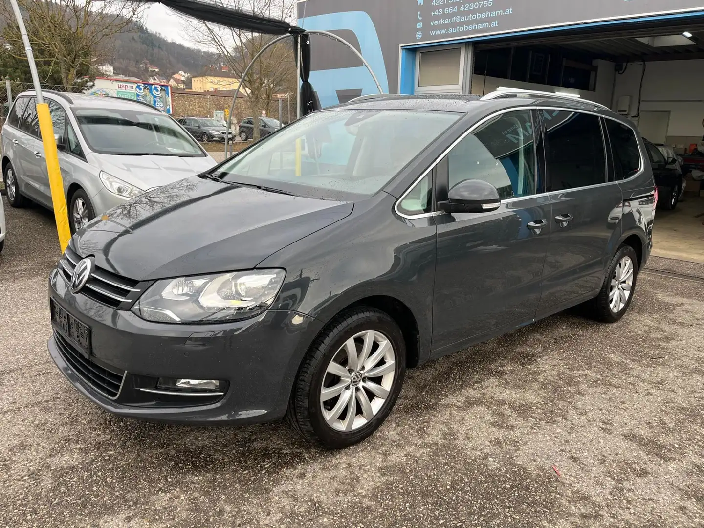 Volkswagen Sharan Business+ SCR 2,0 TDI Teilleder-ACC-AHK Grau - 1