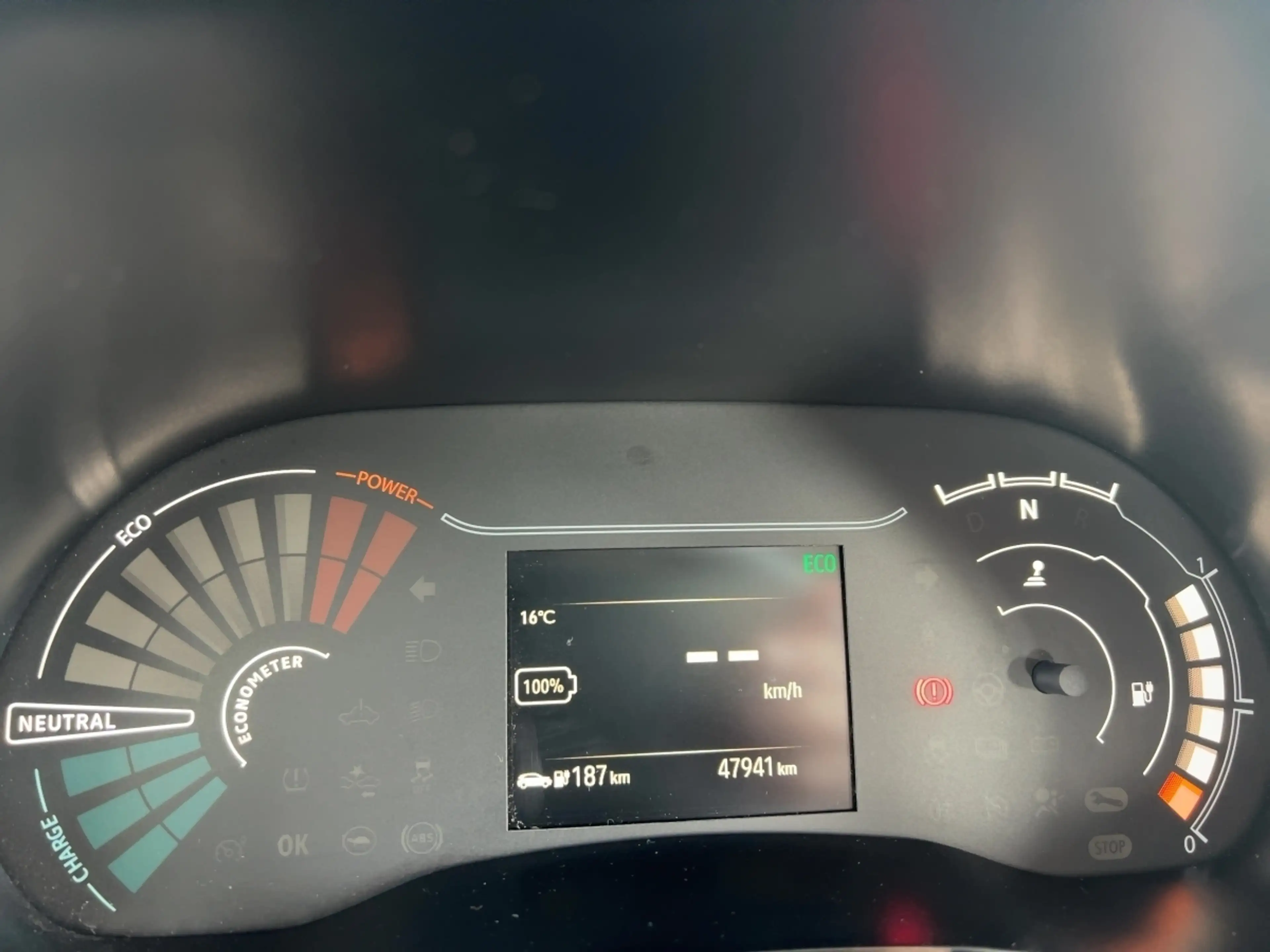 Dacia Spring Essential ELECTRIC 45 KLIMA Lichtautomatik — photo 13