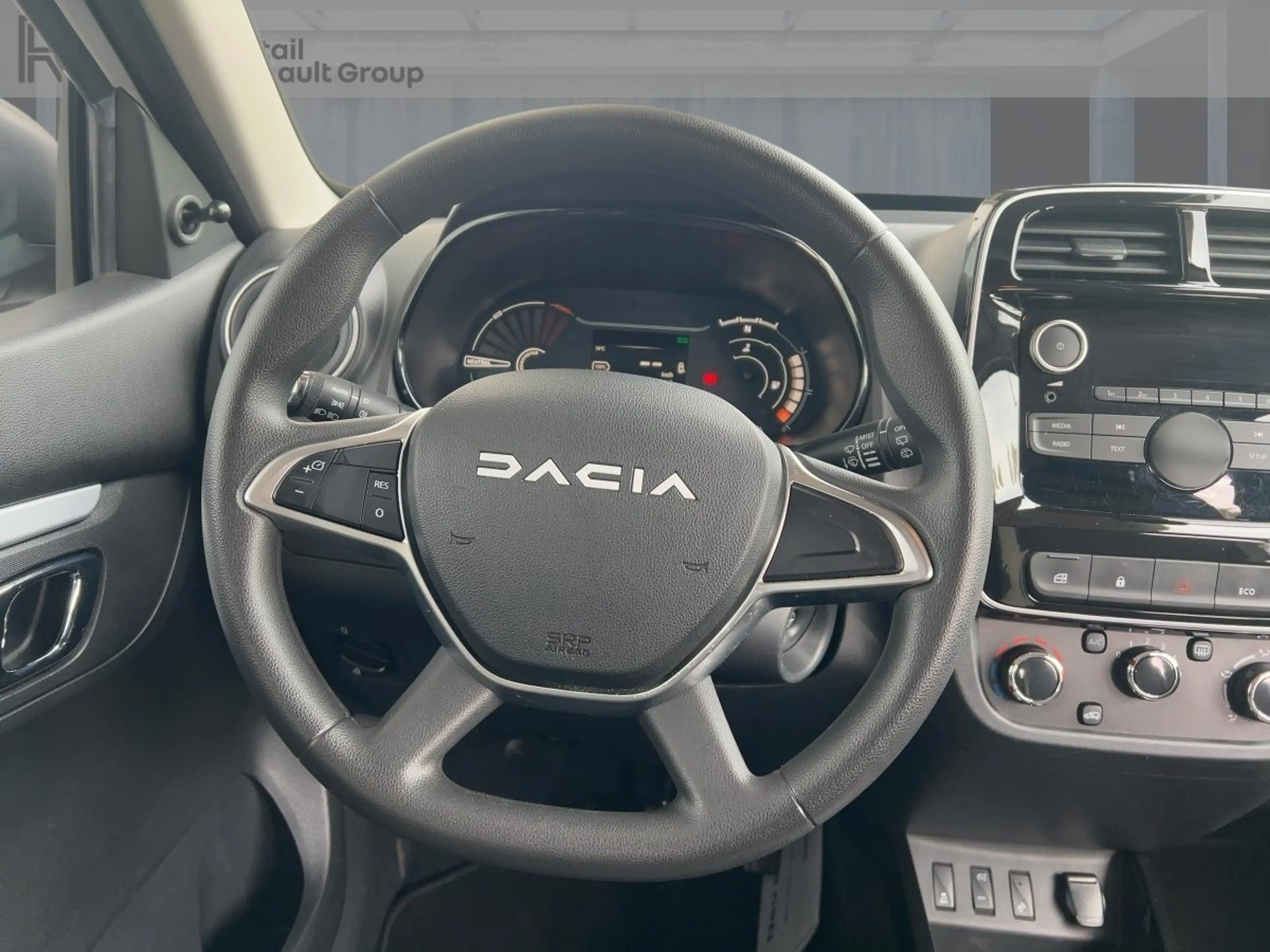 Dacia Spring Essential ELECTRIC 45 KLIMA Lichtautomatik — photo 11
