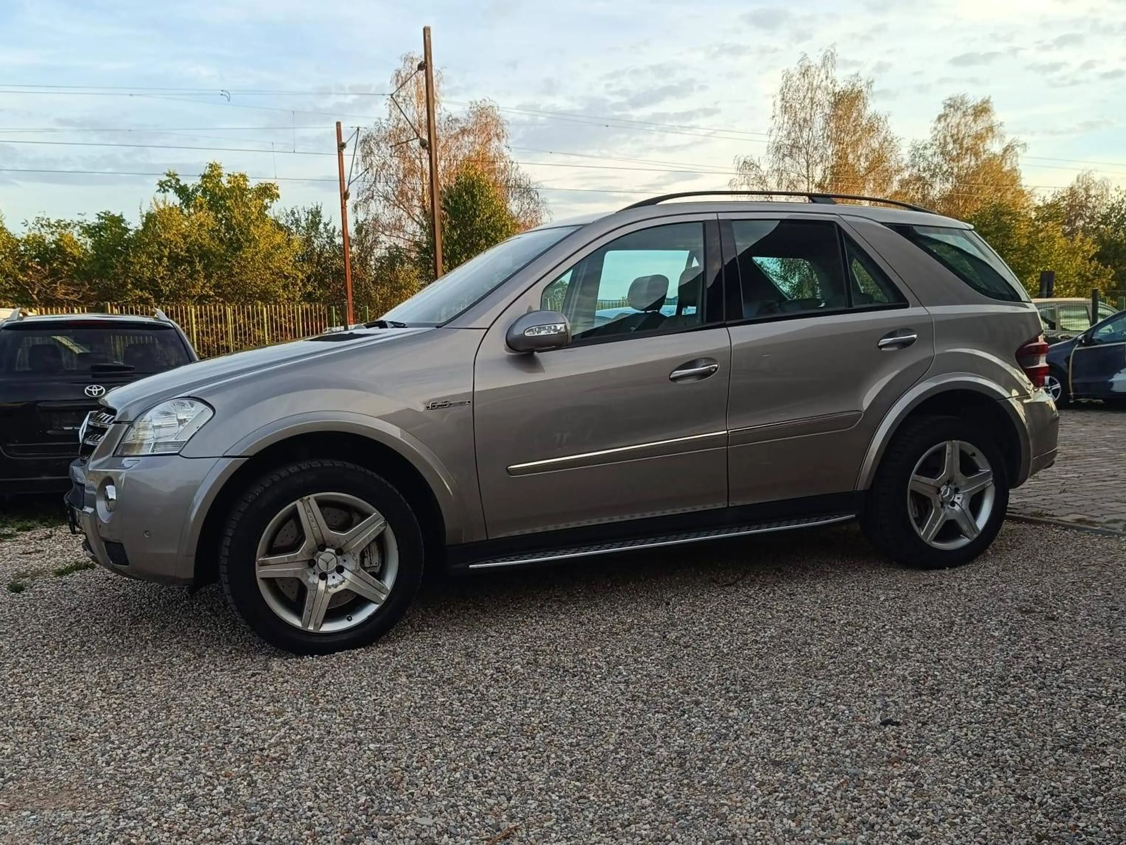 Mercedes-Benz ML 63 AMG ML 63 AMG 4Matic (164.177) — photo 6