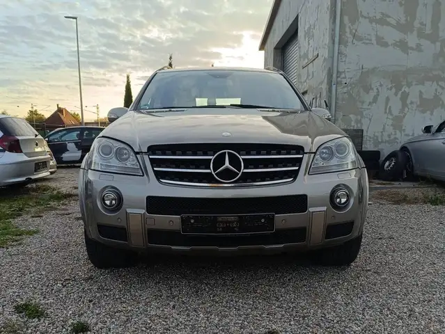 Mercedes-Benz ML 63 AMG ML 63 AMG 4Matic (164.177)