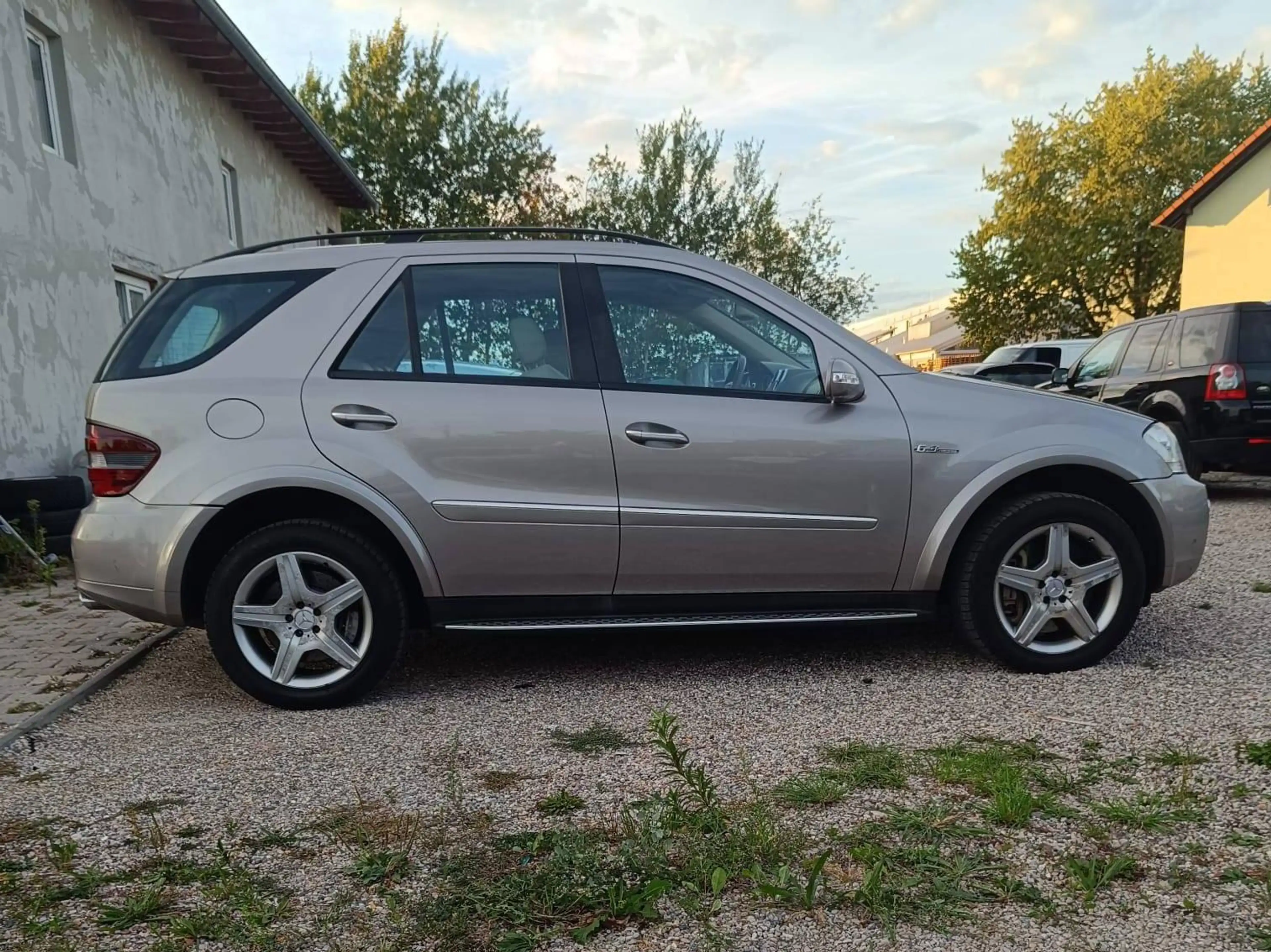 Mercedes-Benz ML 63 AMG ML 63 AMG 4Matic (164.177) — photo 5