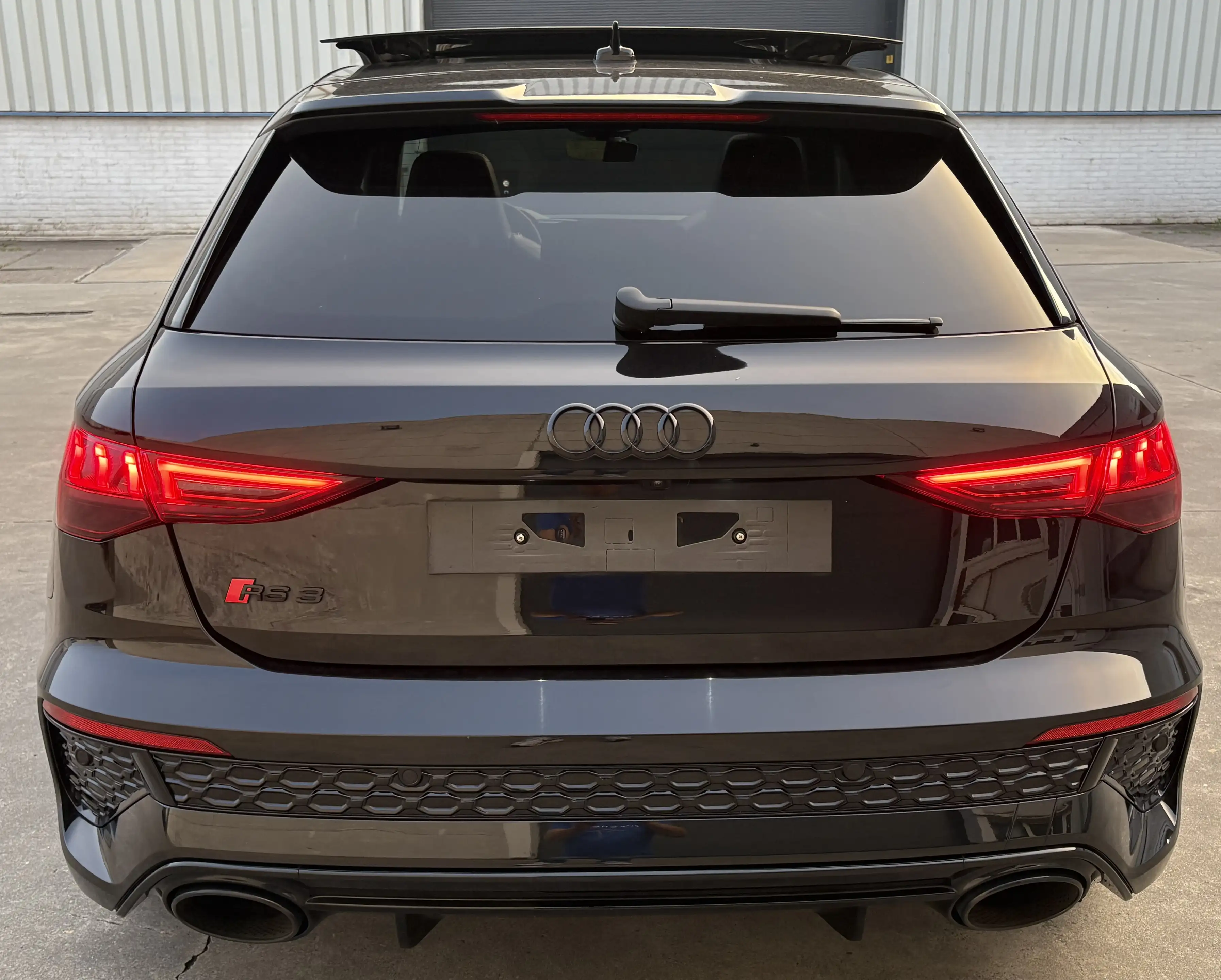 Audi RS3 TFSI Sportback quattro S tronic — photo 7