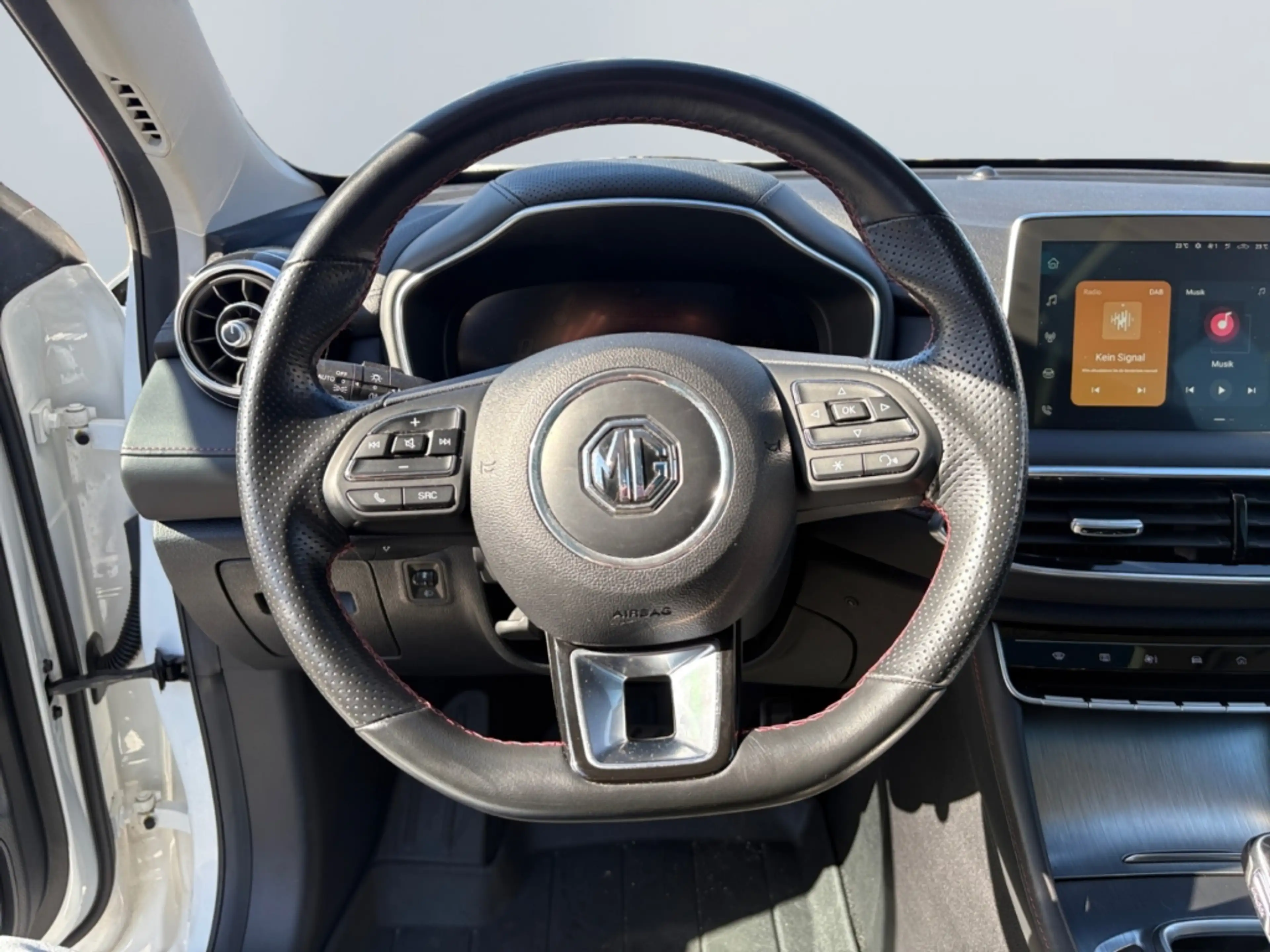 MG HS 1.5T GDI Luxury DCT *LED*ACC*el. Sitze*360*SHZ* — photo 11