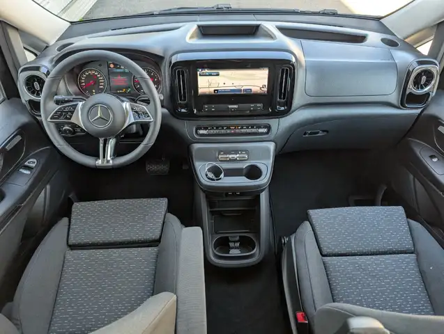 Mercedes-Benz Vito view 16
