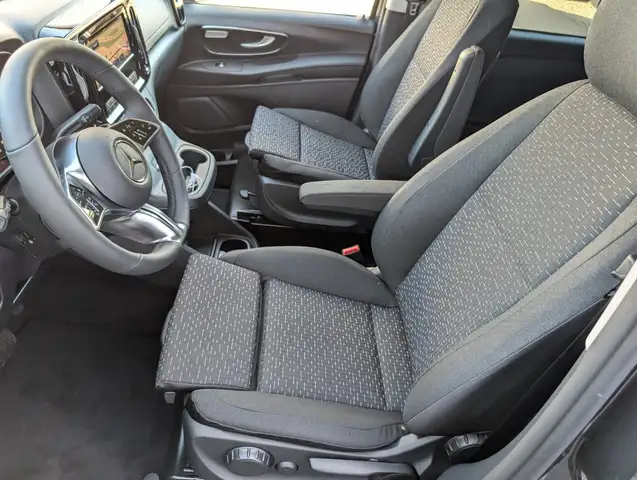 Mercedes-Benz Vito view 18