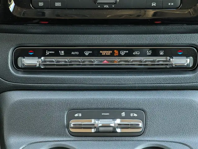 Mercedes-Benz Vito view 21