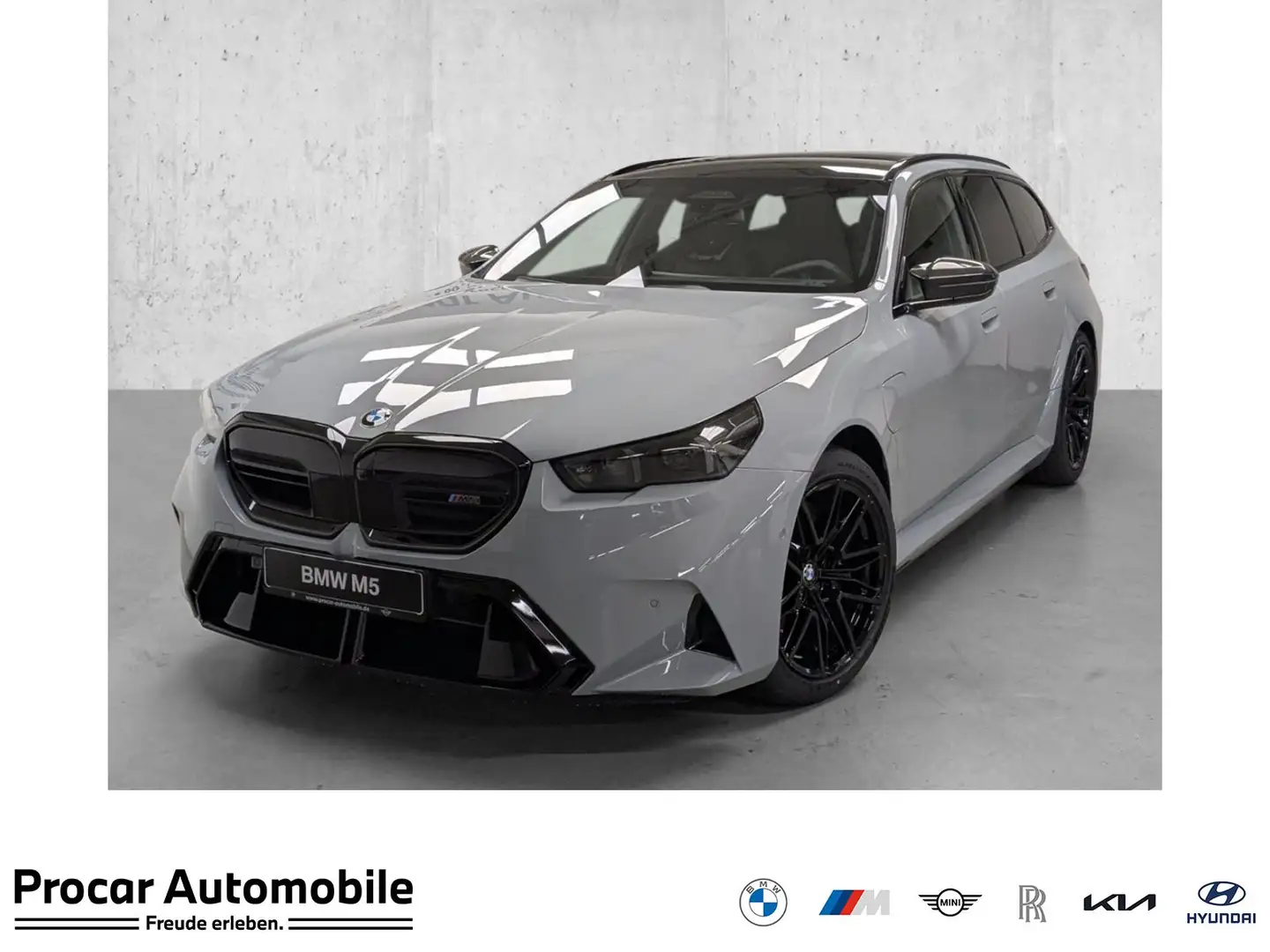 BMW M5 Touring Grau - 1