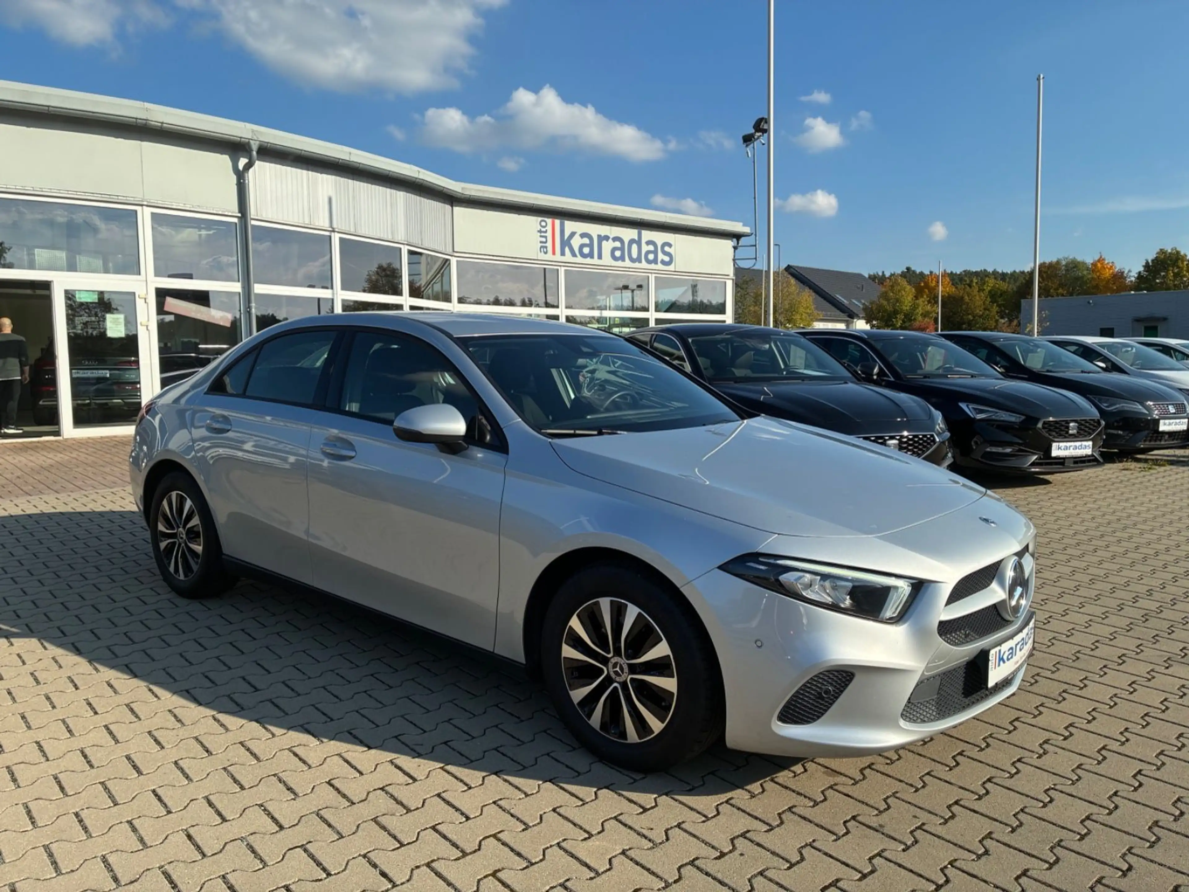 Mercedes-Benz A 180 Limousine NAV/LED/KAM/PDC/SHZ — photo 6